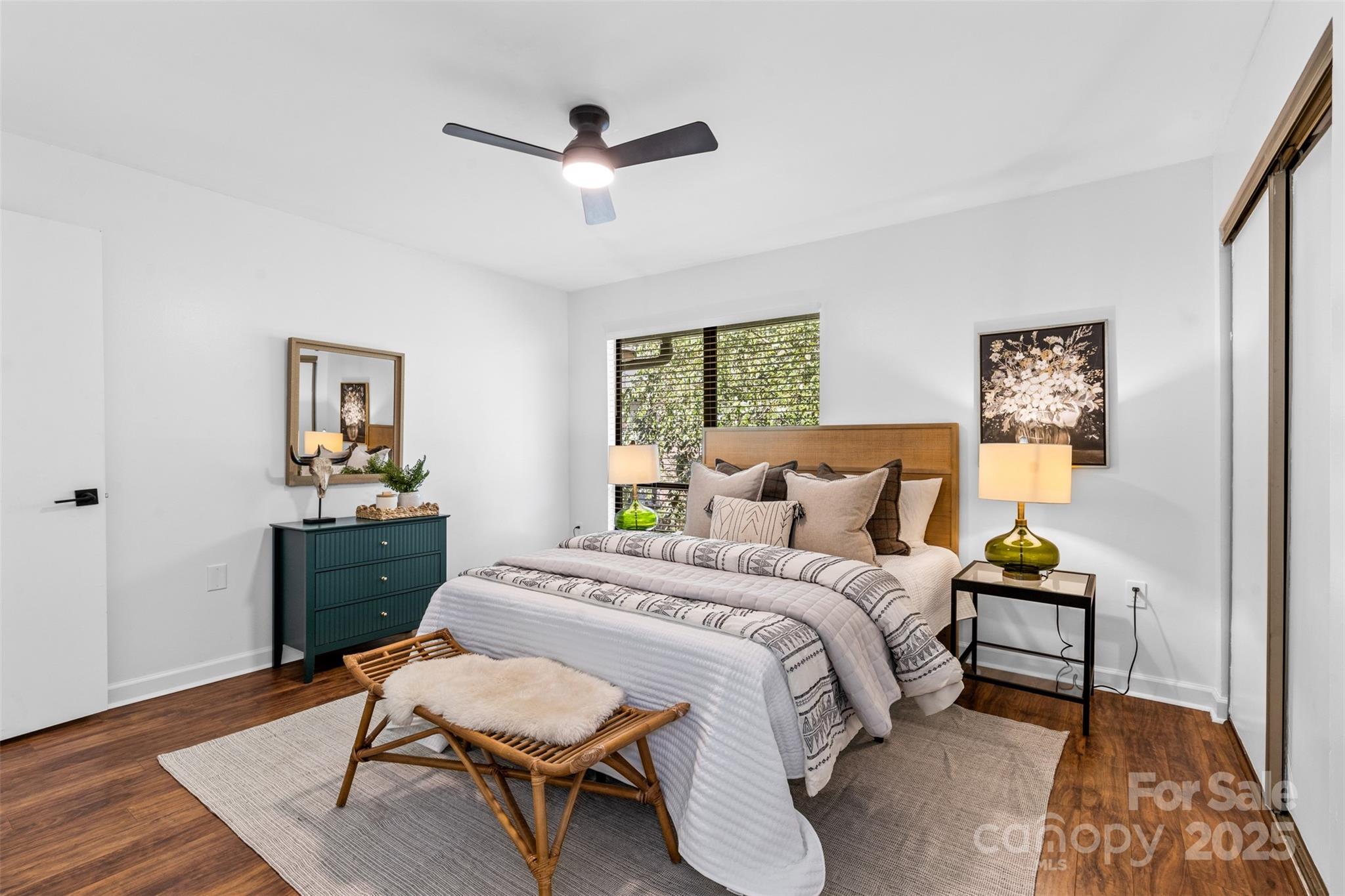 5016 Sardis Road G Property Photo 17