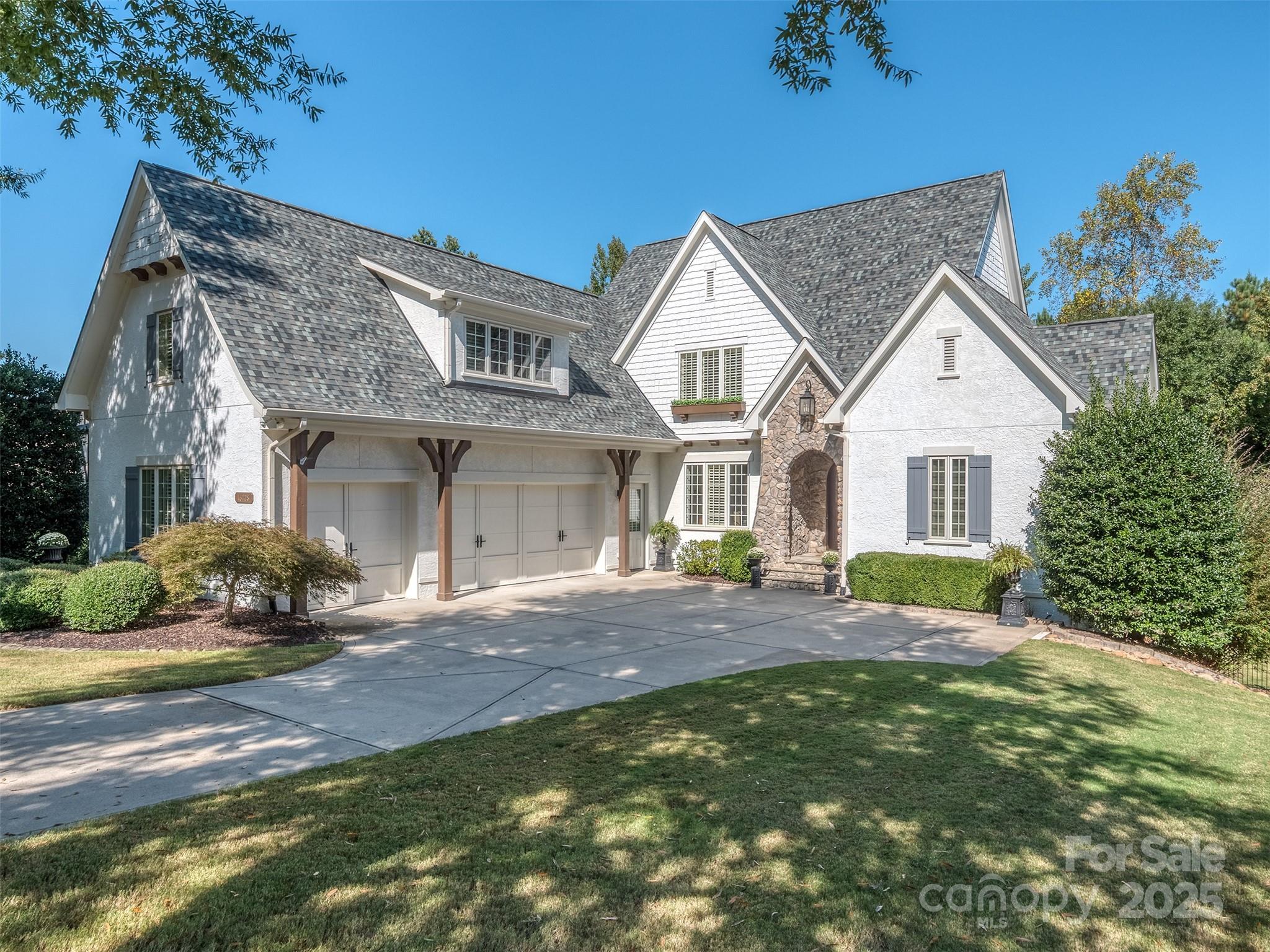 16728 Ashton Oaks Drive Property Photo 1