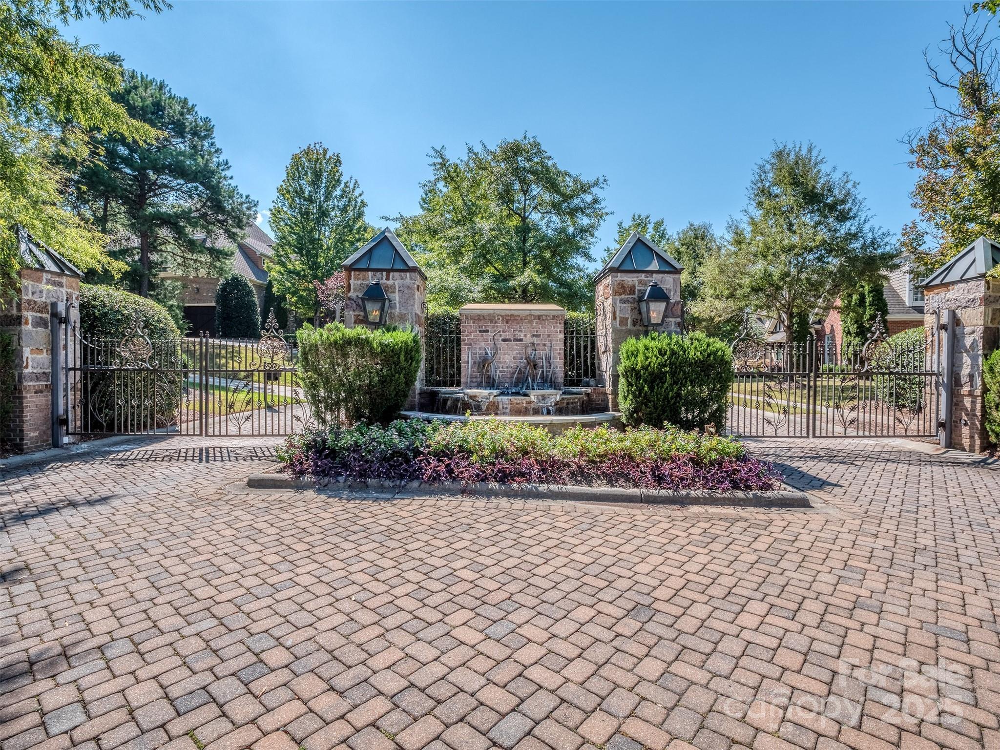 16728 Ashton Oaks Drive Property Photo 46