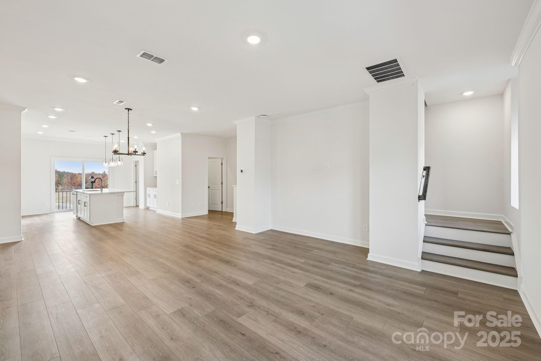 131 Kona Lane Property Photo 6