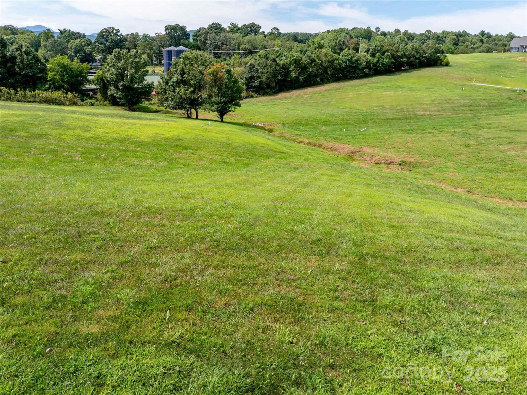 202 Soapstone Trail 68 Property Photo 2