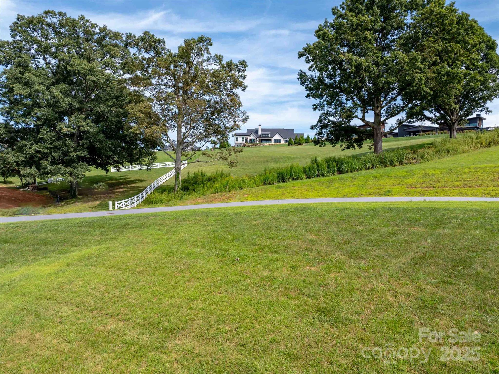202 Soapstone Trail 68 Property Photo 5