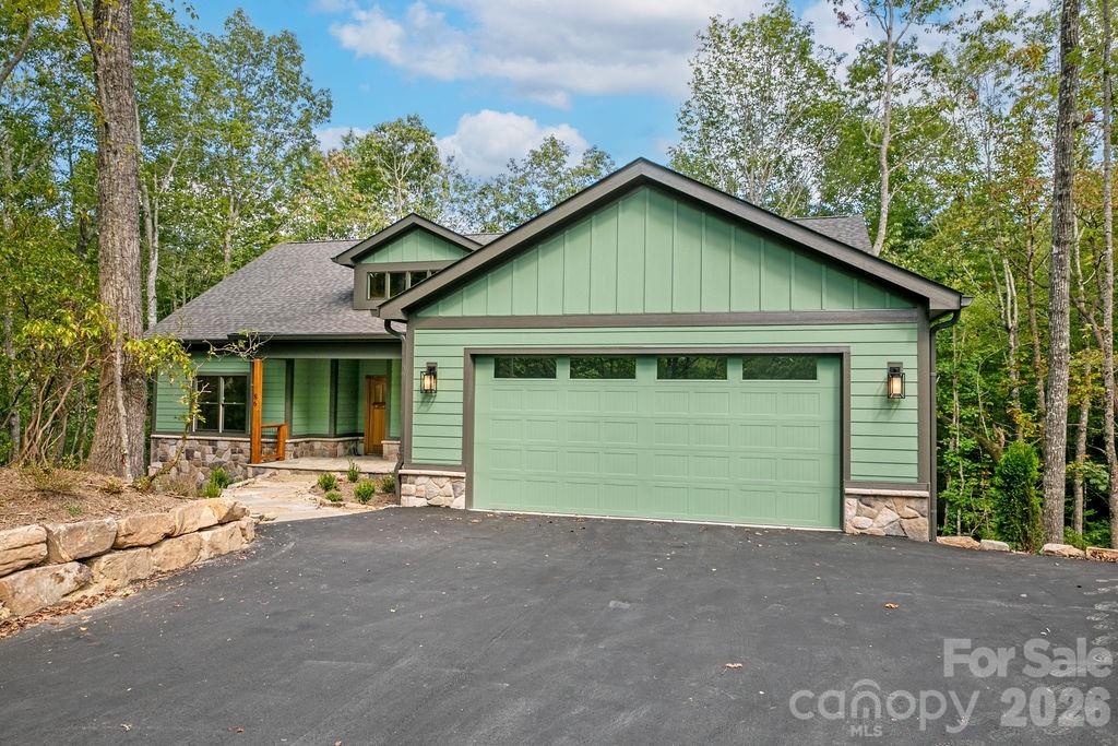 86 Isuhdavga Court Property Photo 2