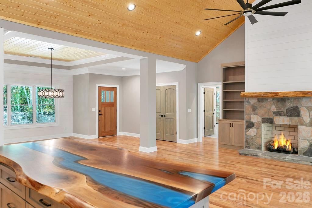 86 Isuhdavga Court Property Photo 8