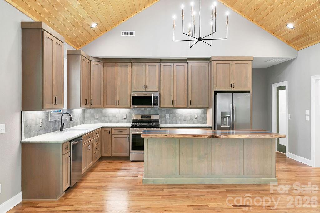 86 Isuhdavga Court Property Photo 16