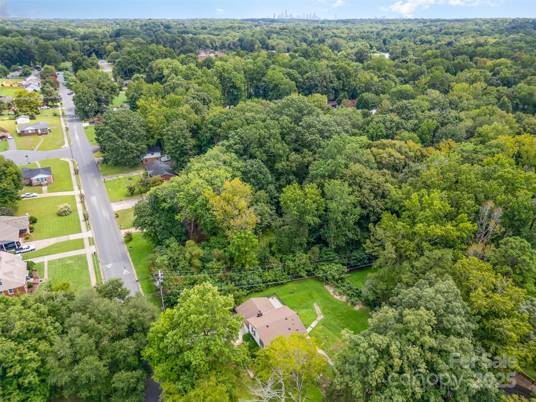 6827 David Avenue Property Photo 33