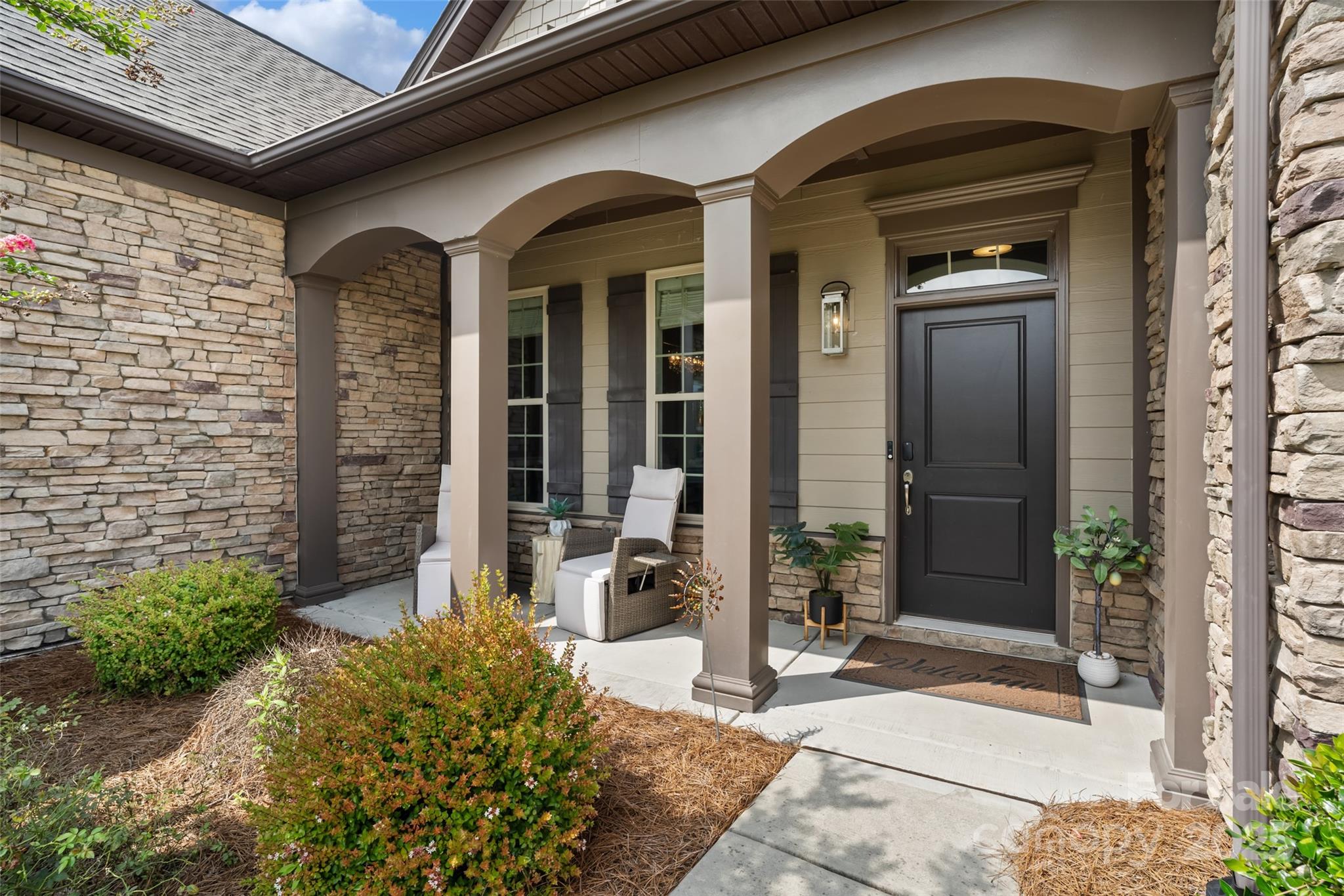 12002 Cove Court Property Photo 5