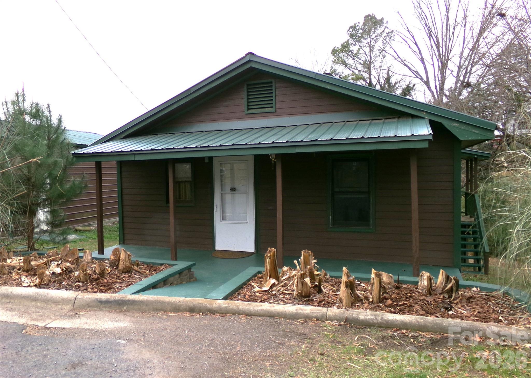 306 Dunlap Street Property Photo 1