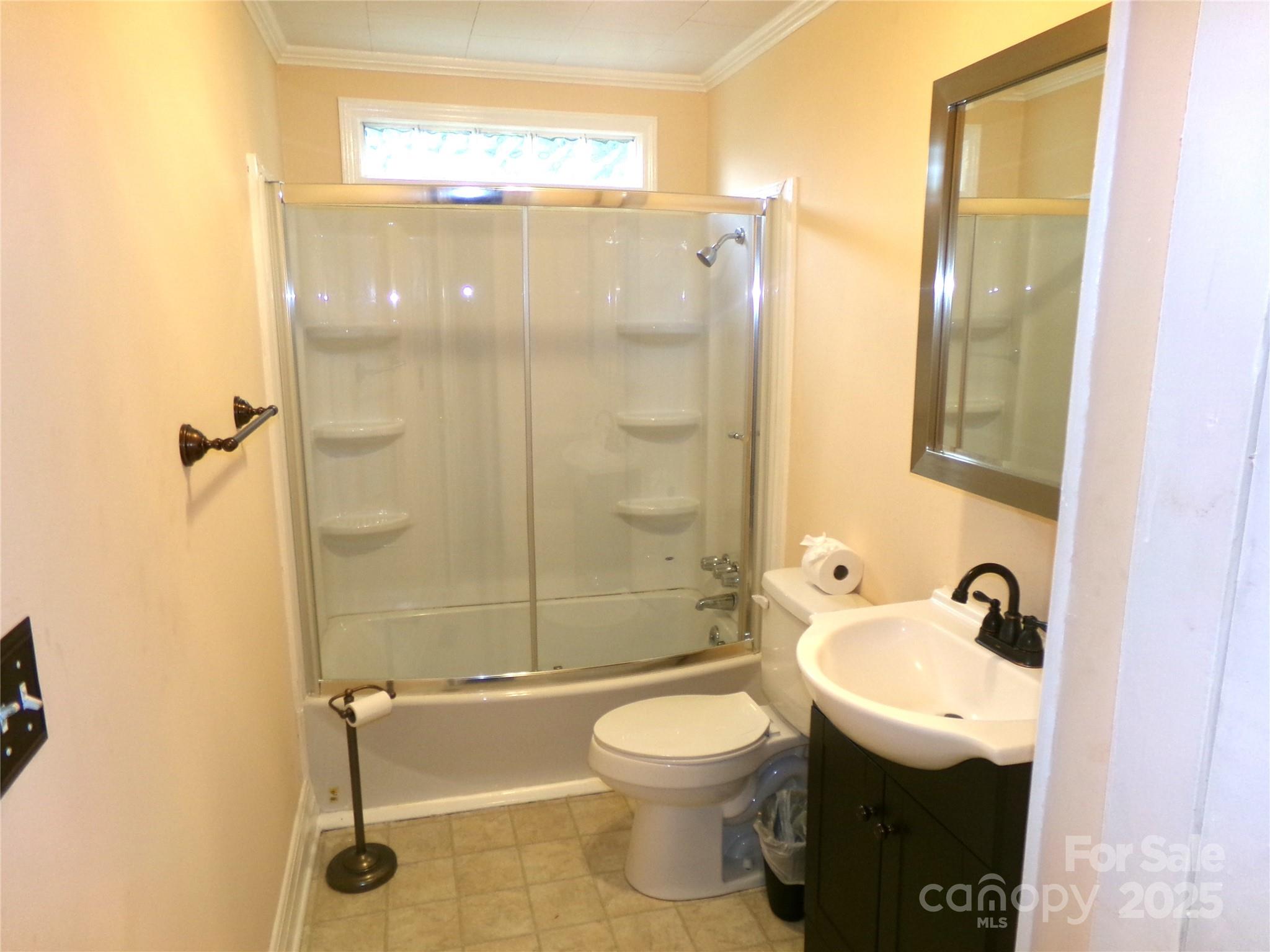306 Dunlap Street Property Photo 13