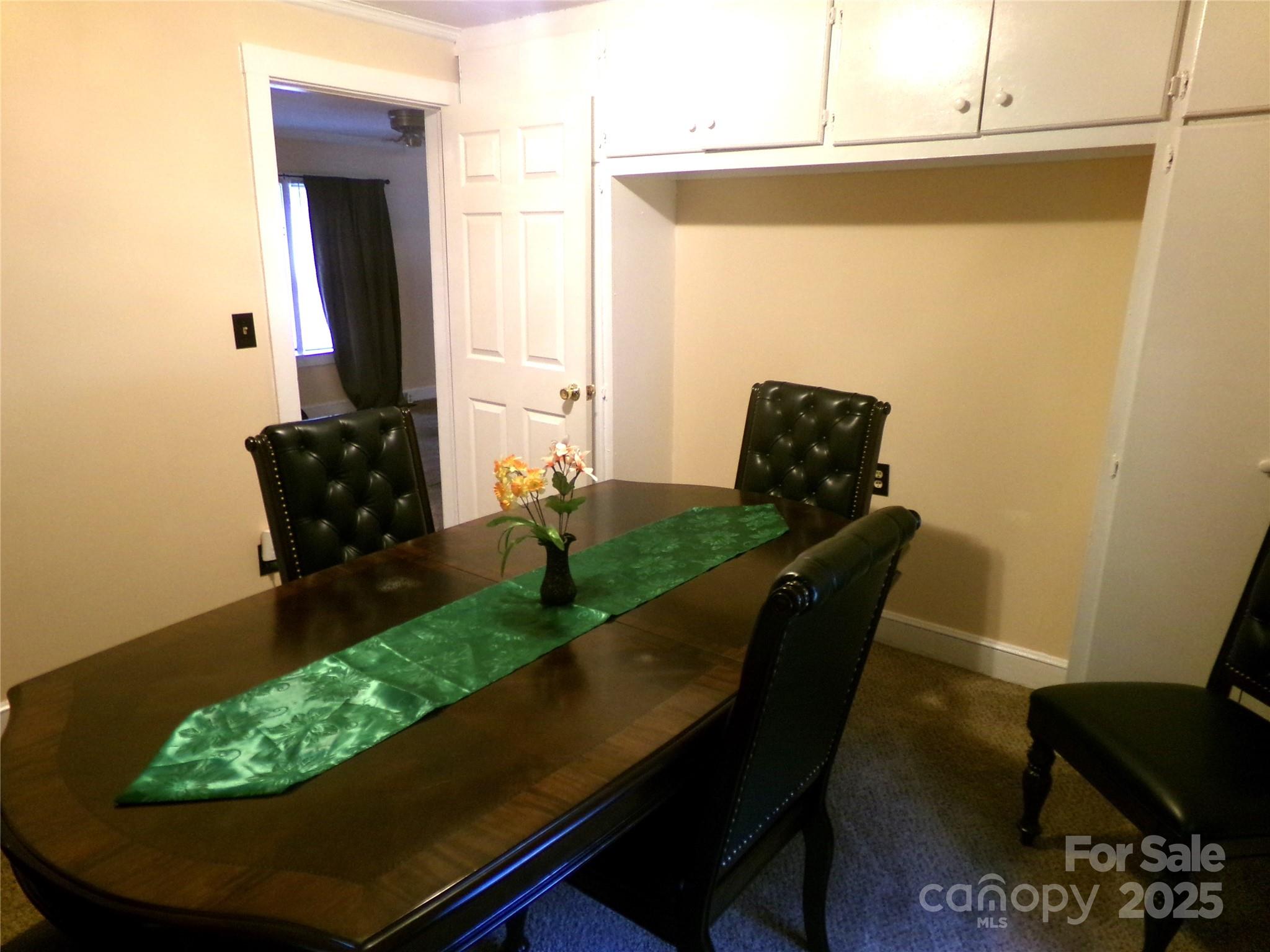 306 Dunlap Street Property Photo 17