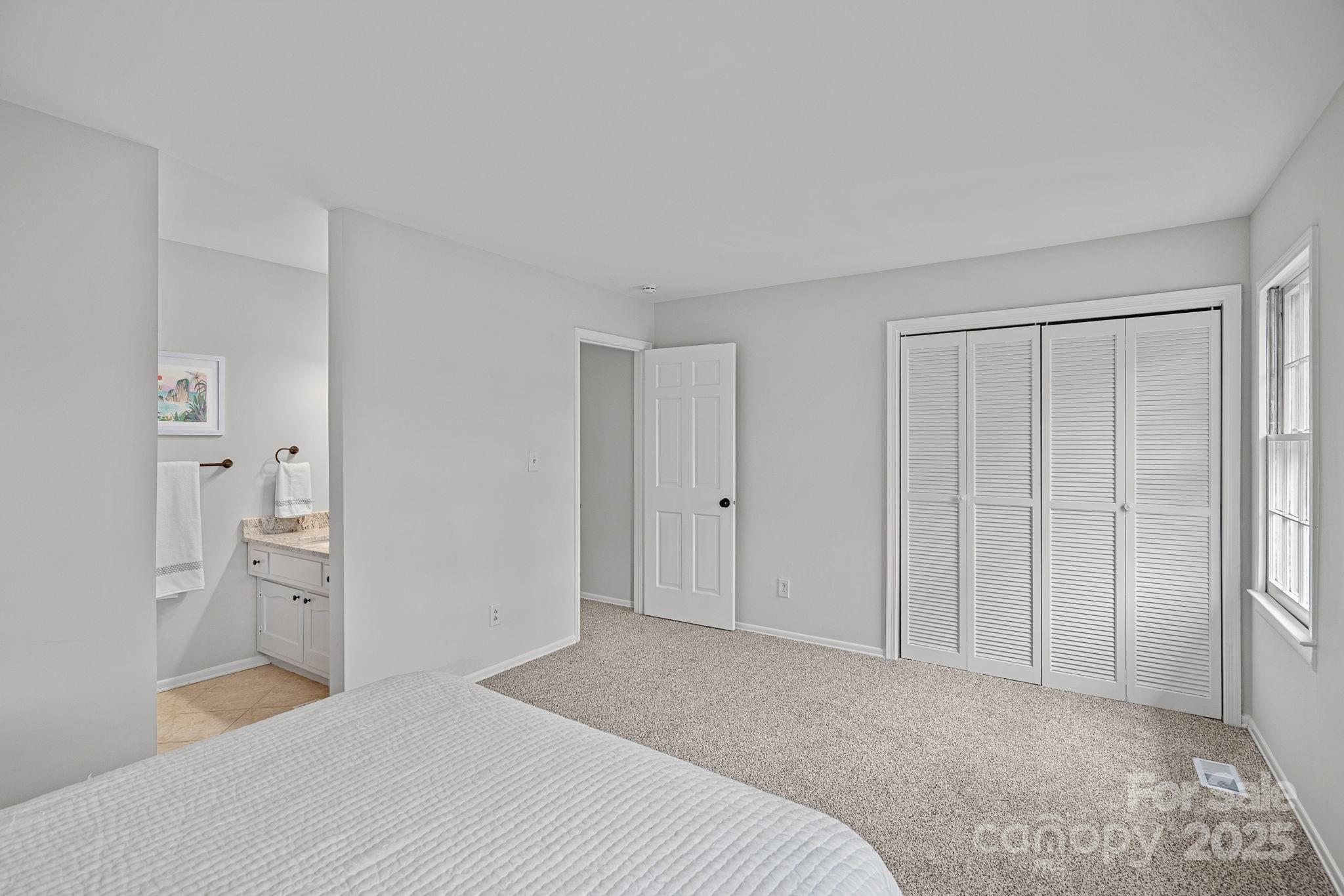 8414 Knights Bridge Road Property Photo 12