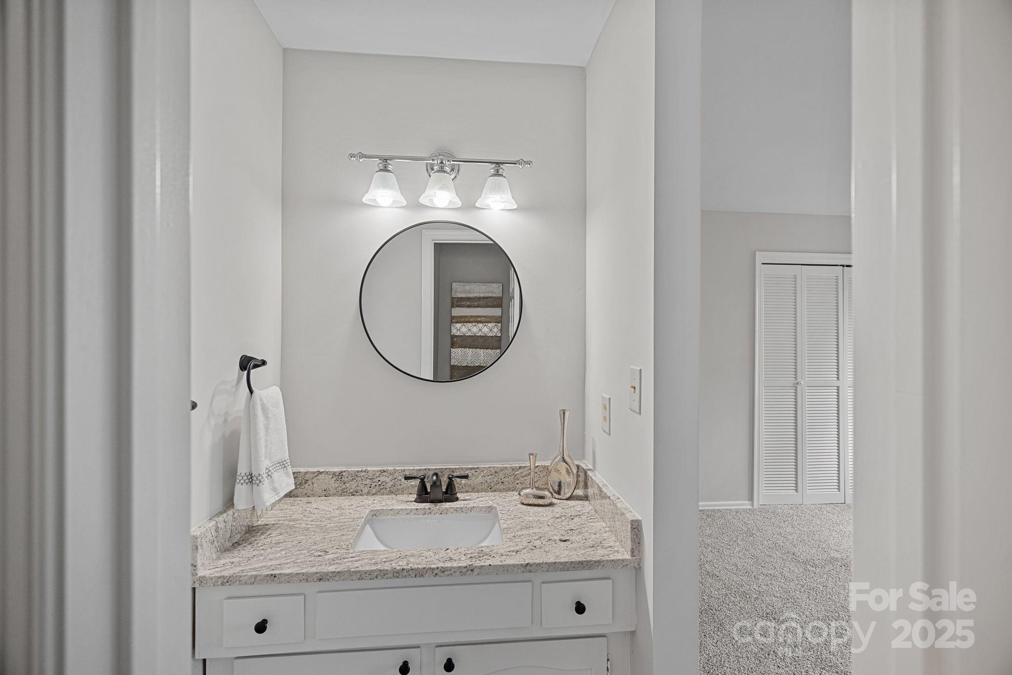 8414 Knights Bridge Road Property Photo 13