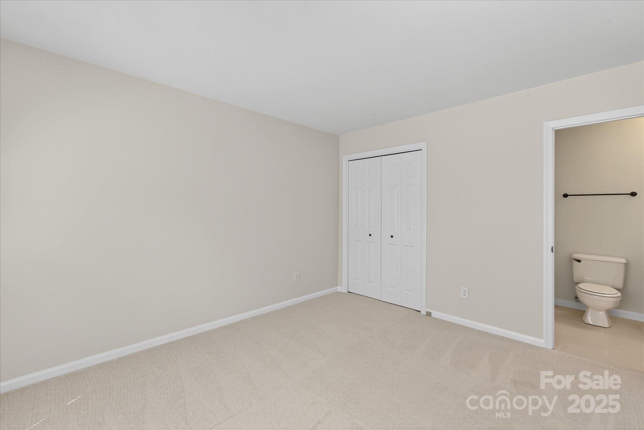10935 Winterbourne Court Property Photo 12