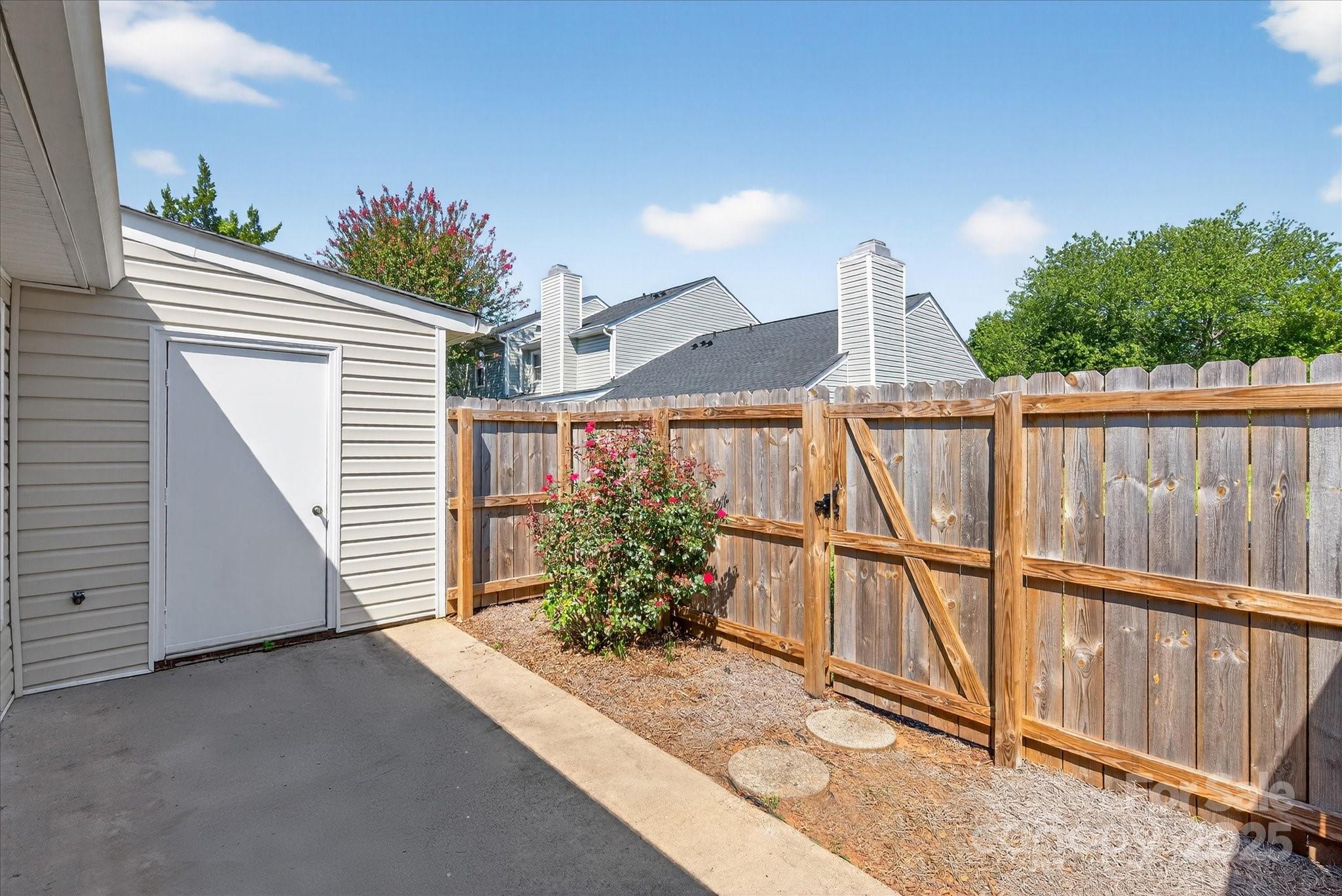 10935 Winterbourne Court Property Photo 27