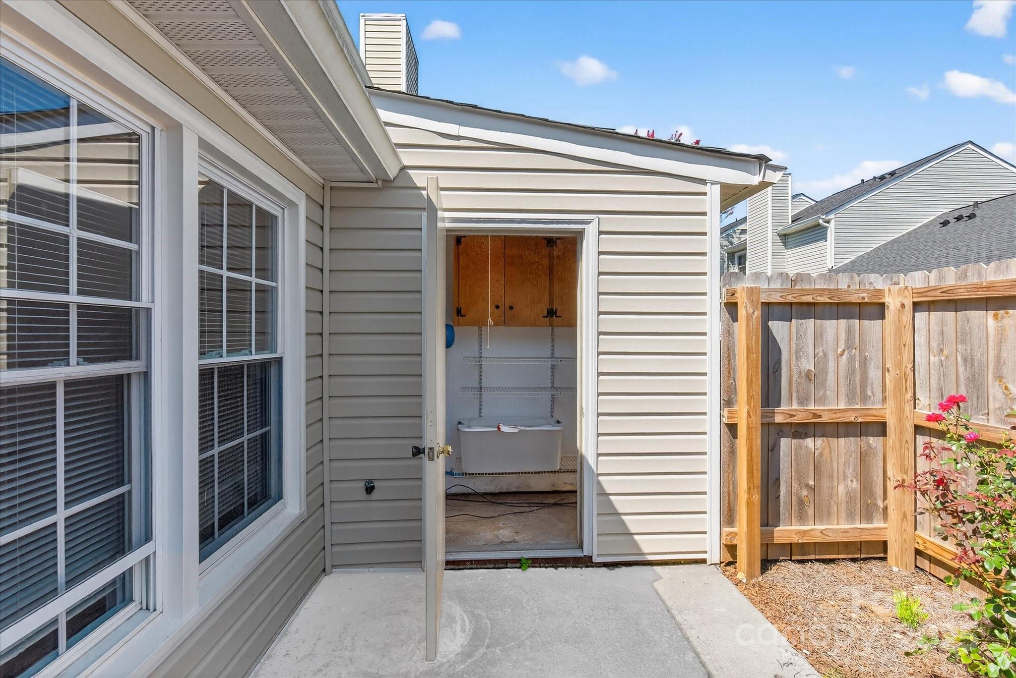 10935 Winterbourne Court Property Photo 29