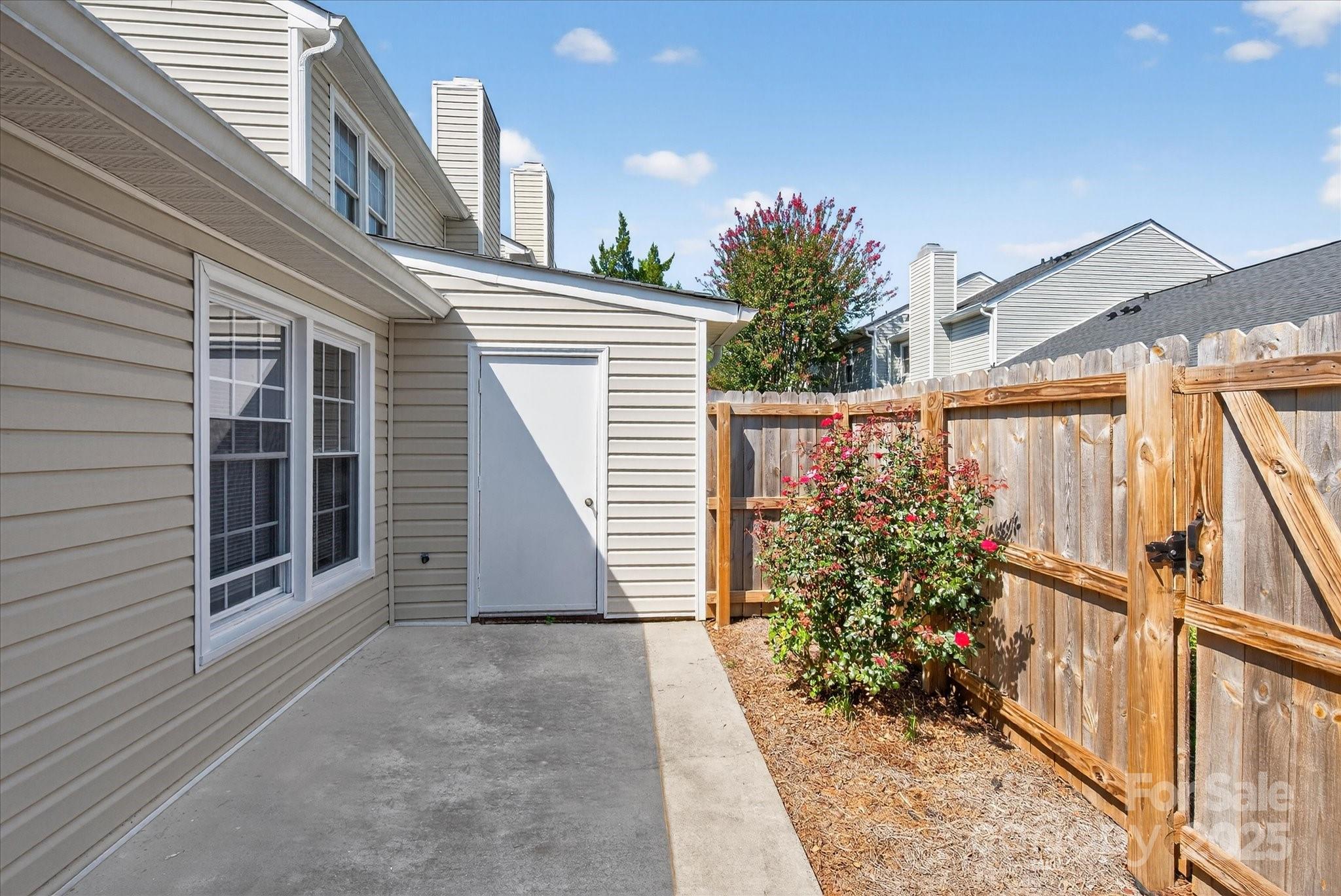 10935 Winterbourne Court Property Photo 30