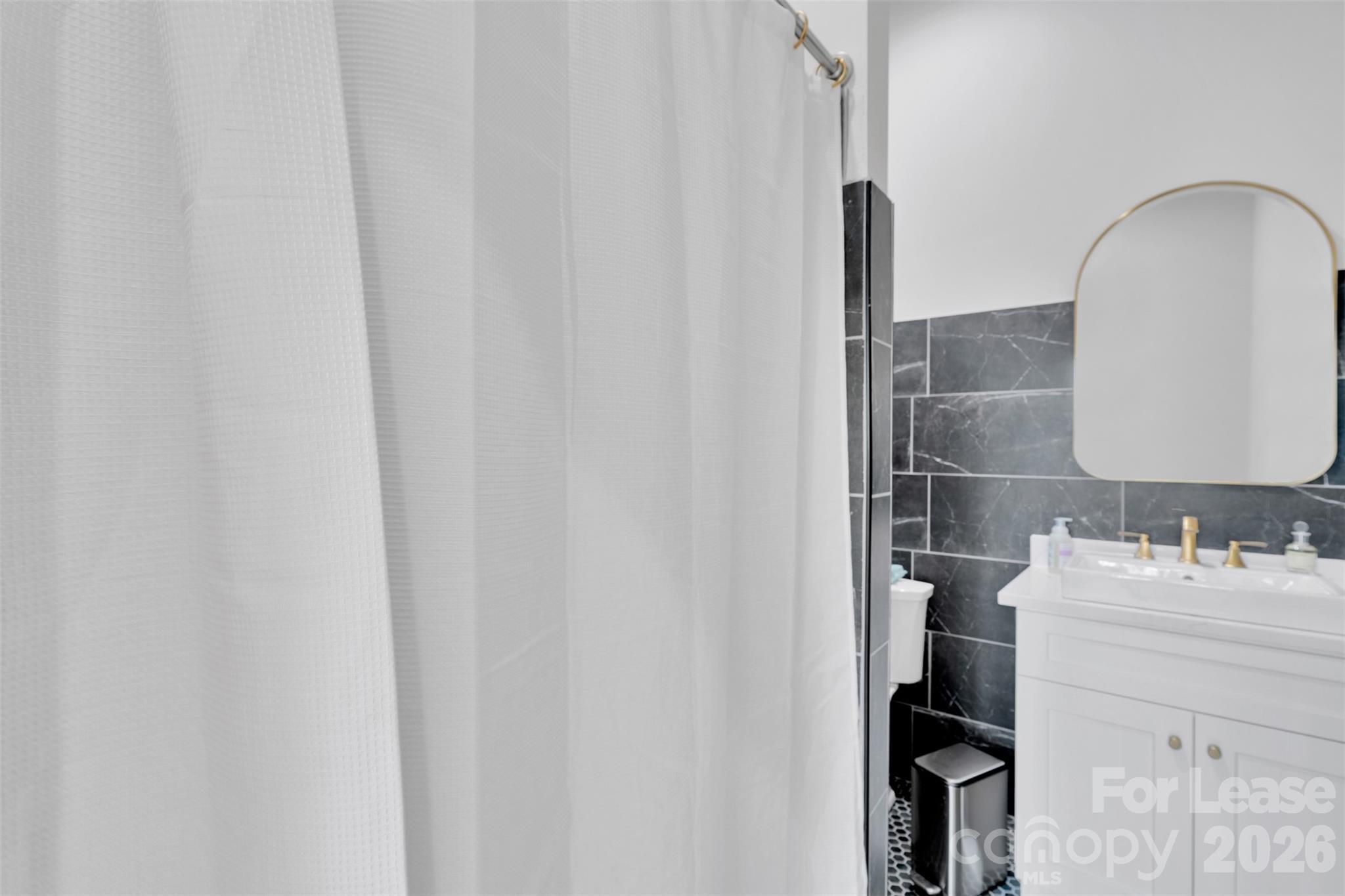 902 S Main Street Property Photo 23