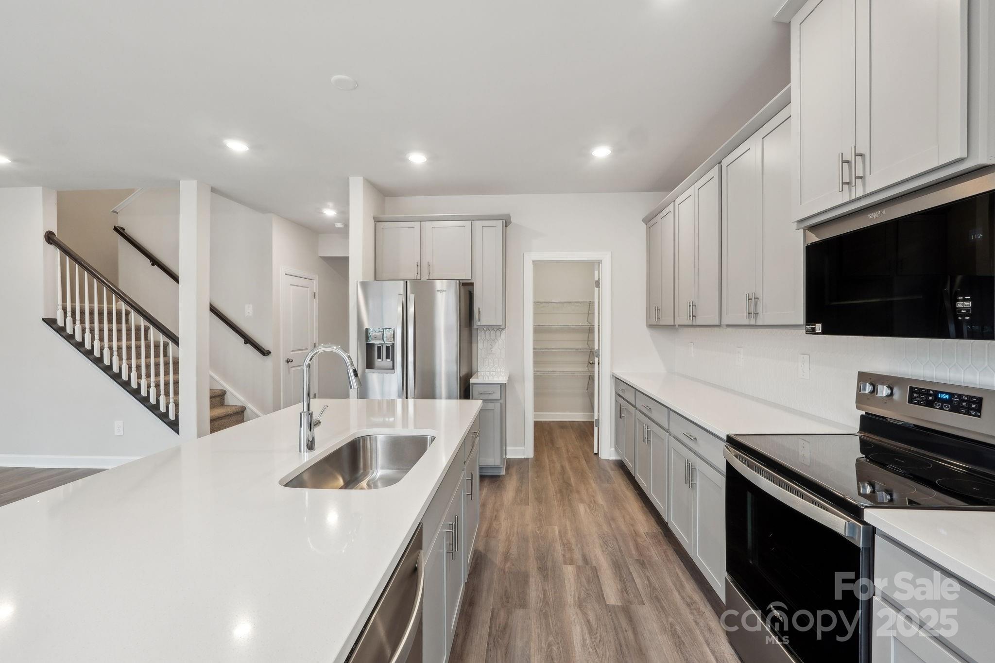 118 Heritage Valley Court Property Photo 5