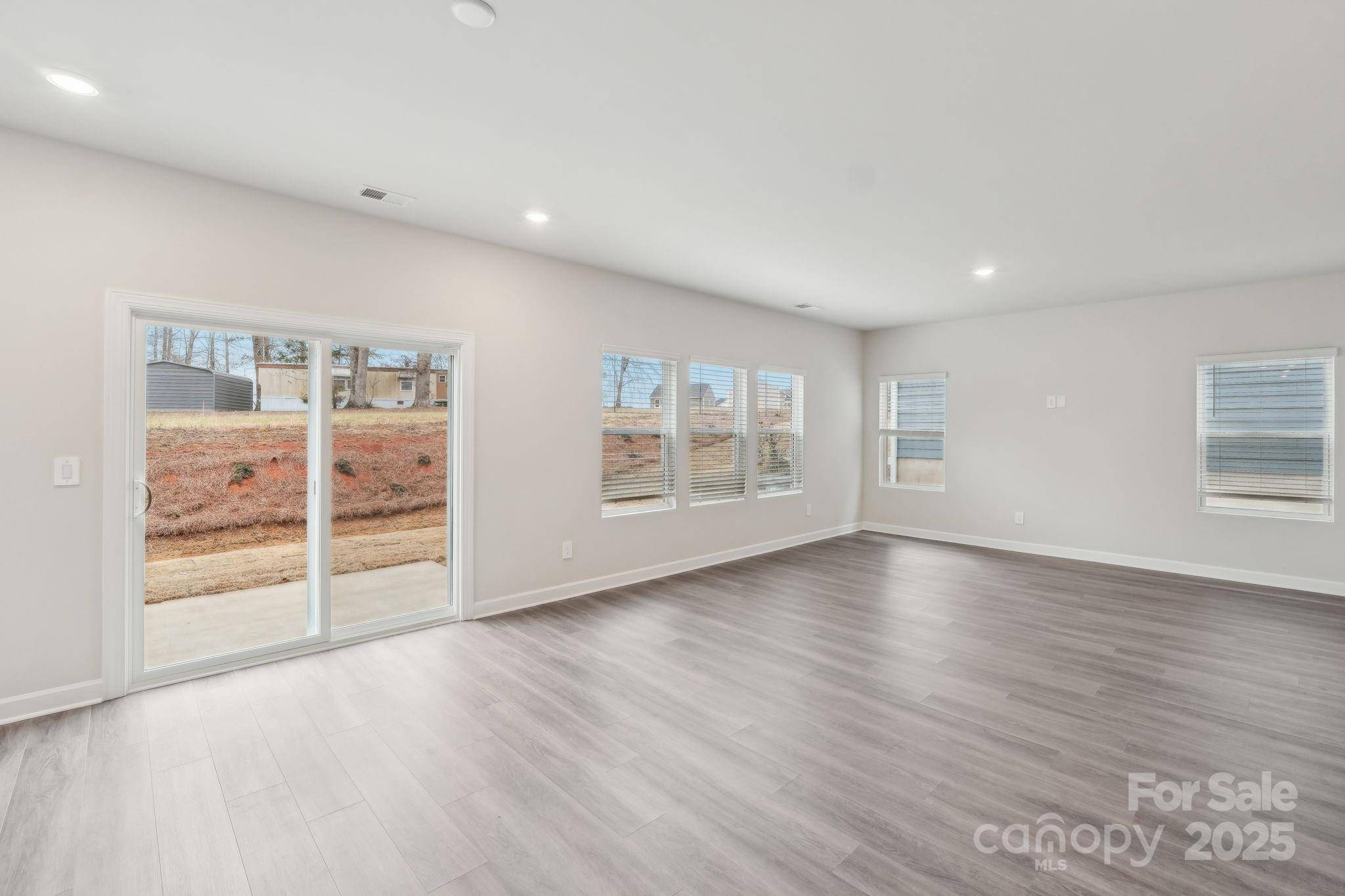 118 Heritage Valley Court Property Photo 7