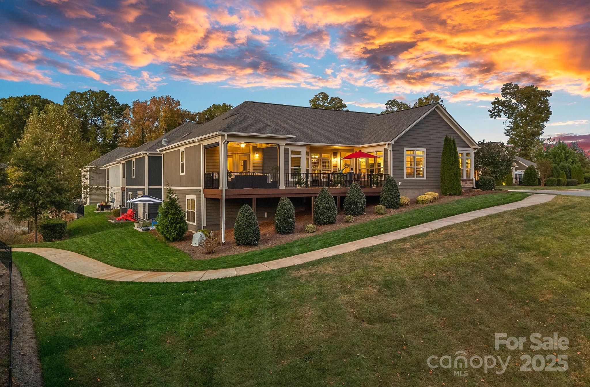 8032 Parknoll Drive Property Photo 1