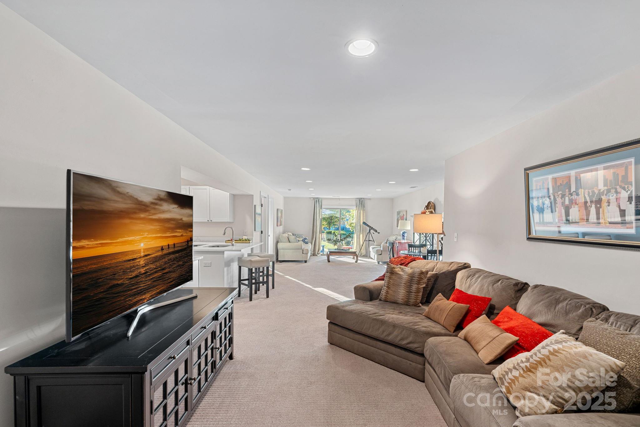 8032 Parknoll Drive Property Photo 18