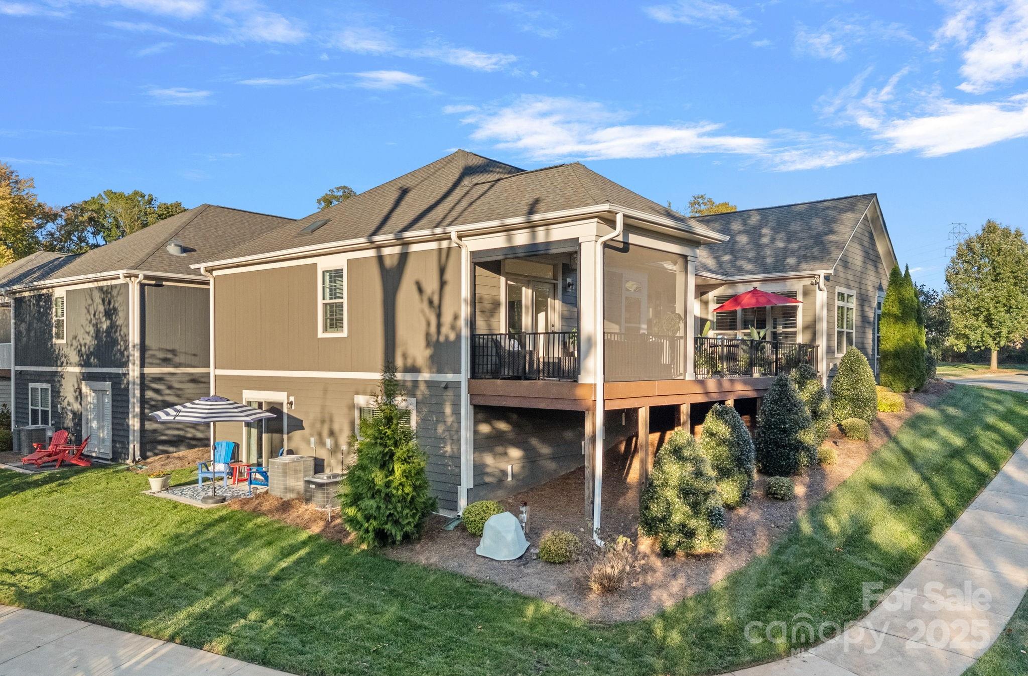 8032 Parknoll Drive Property Photo 33