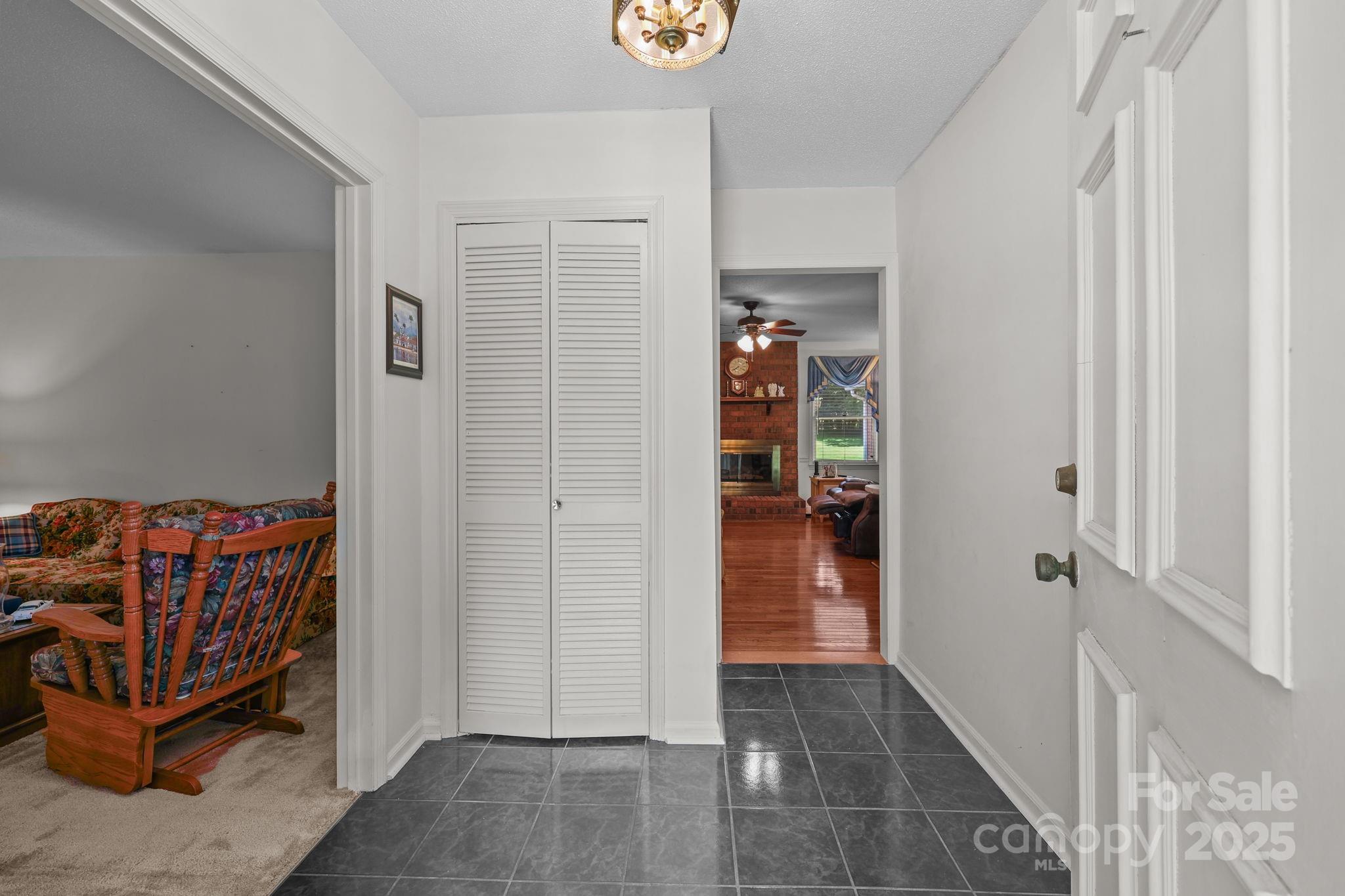 255 Quail Drive Property Photo 7