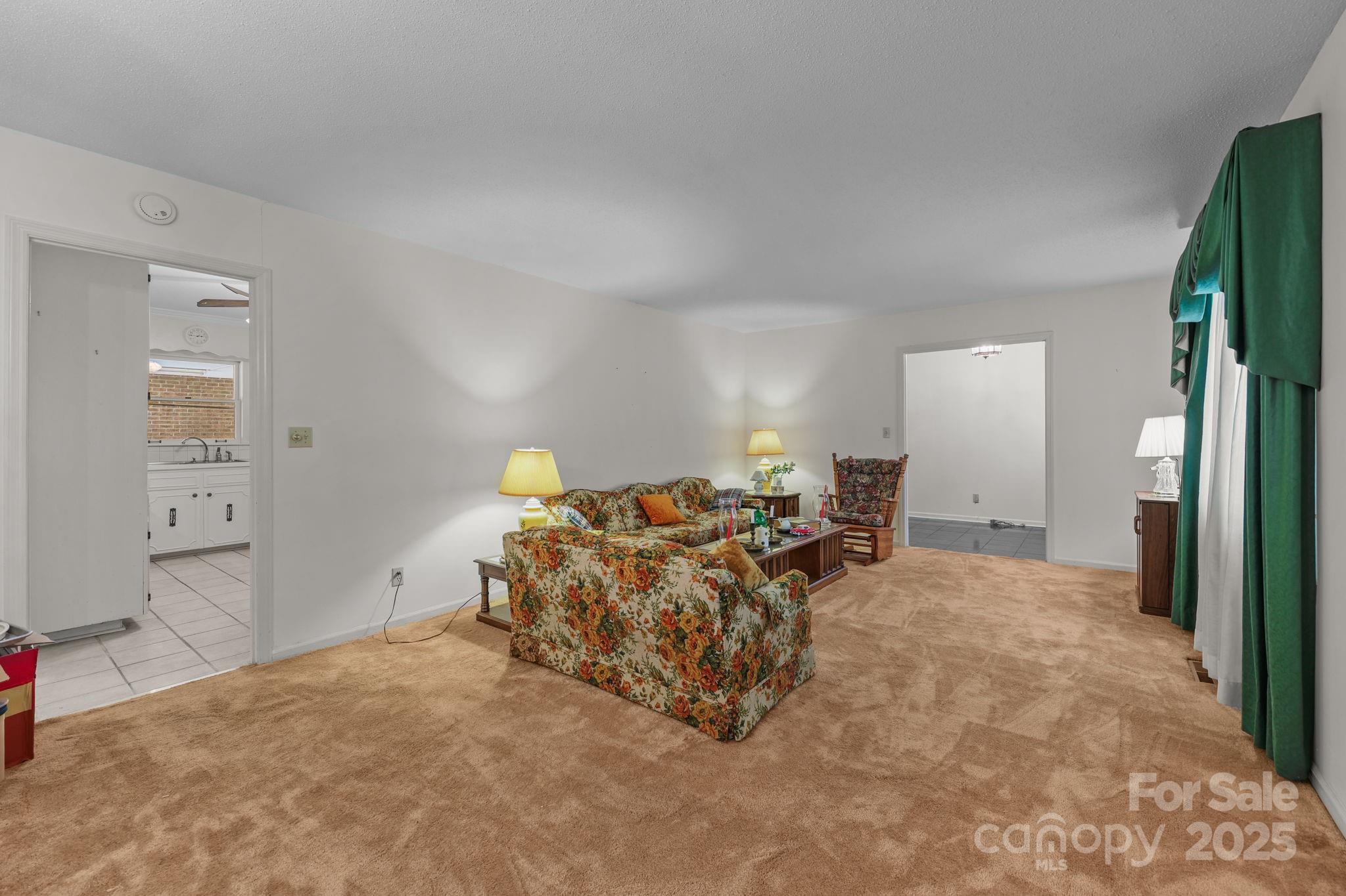 255 Quail Drive Property Photo 8