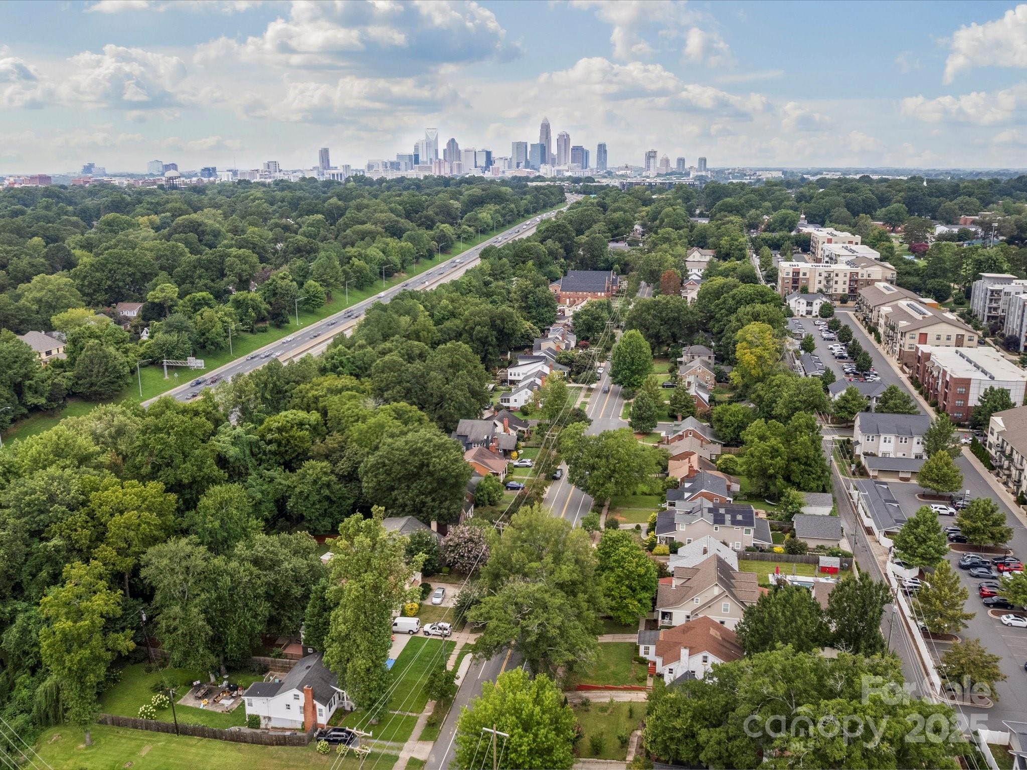 2629 Commonwealth Avenue Property Photo 1