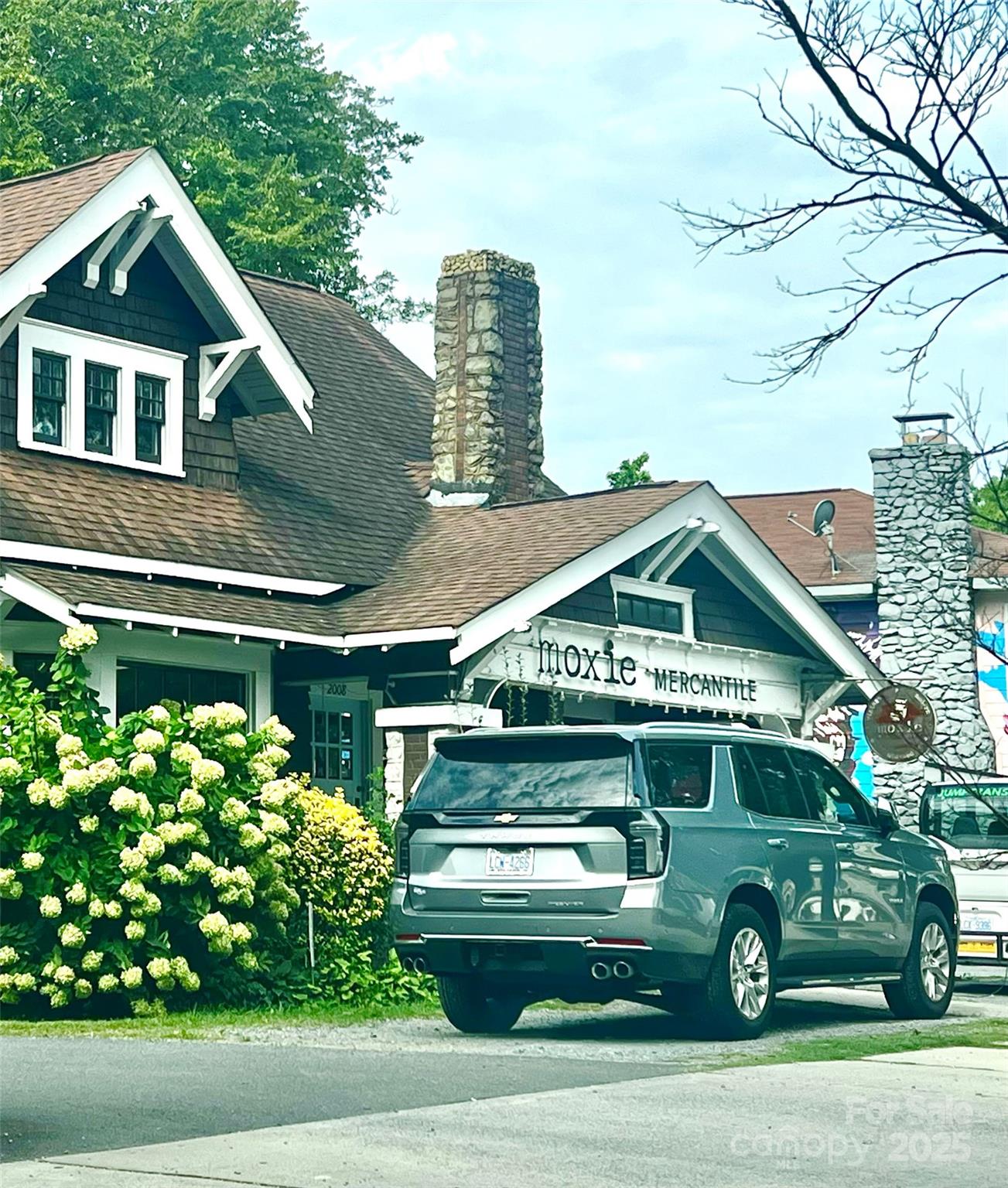 2629 Commonwealth Avenue Property Photo 17