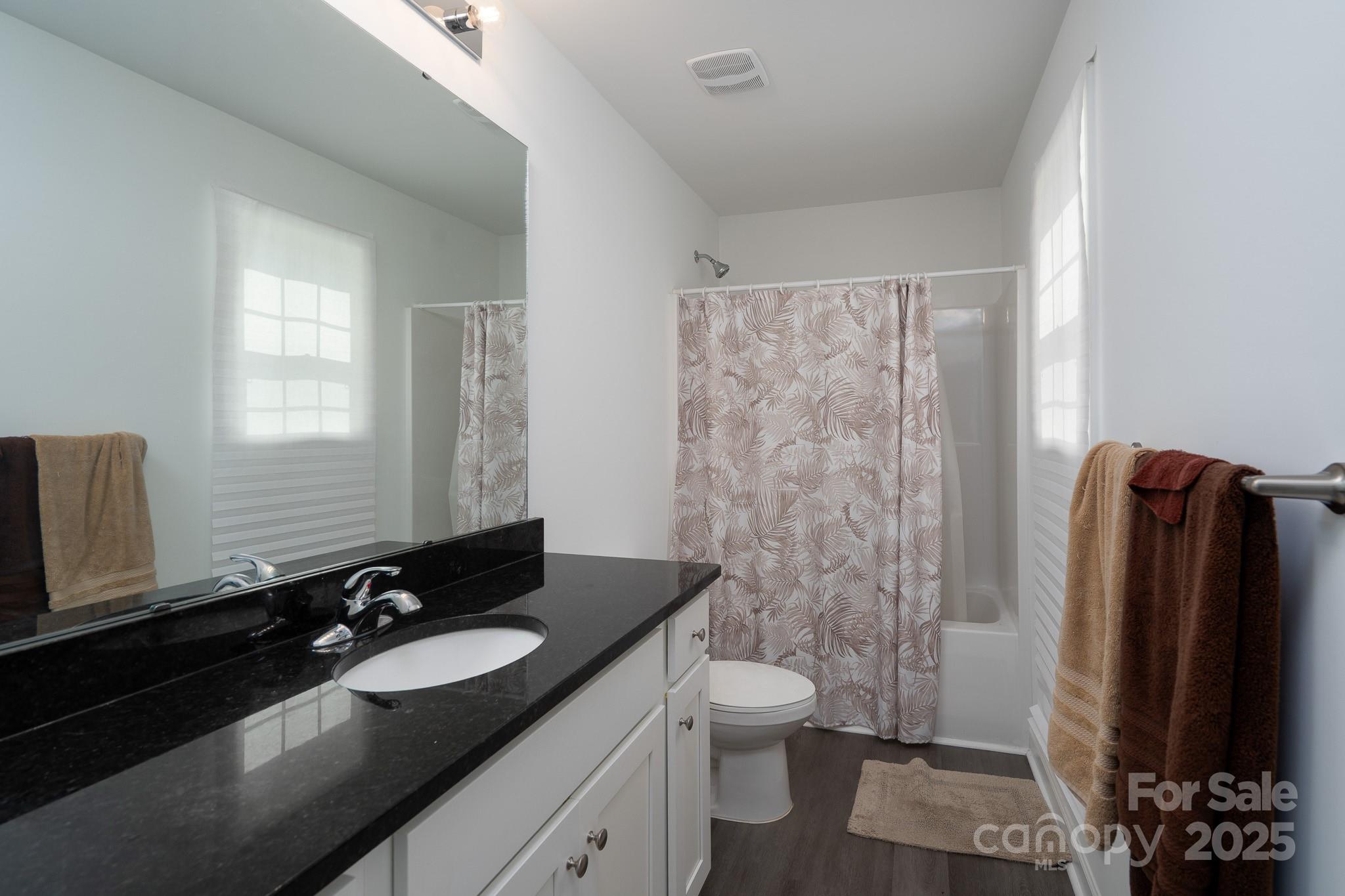 321 E Torbush Drive Property Photo 21