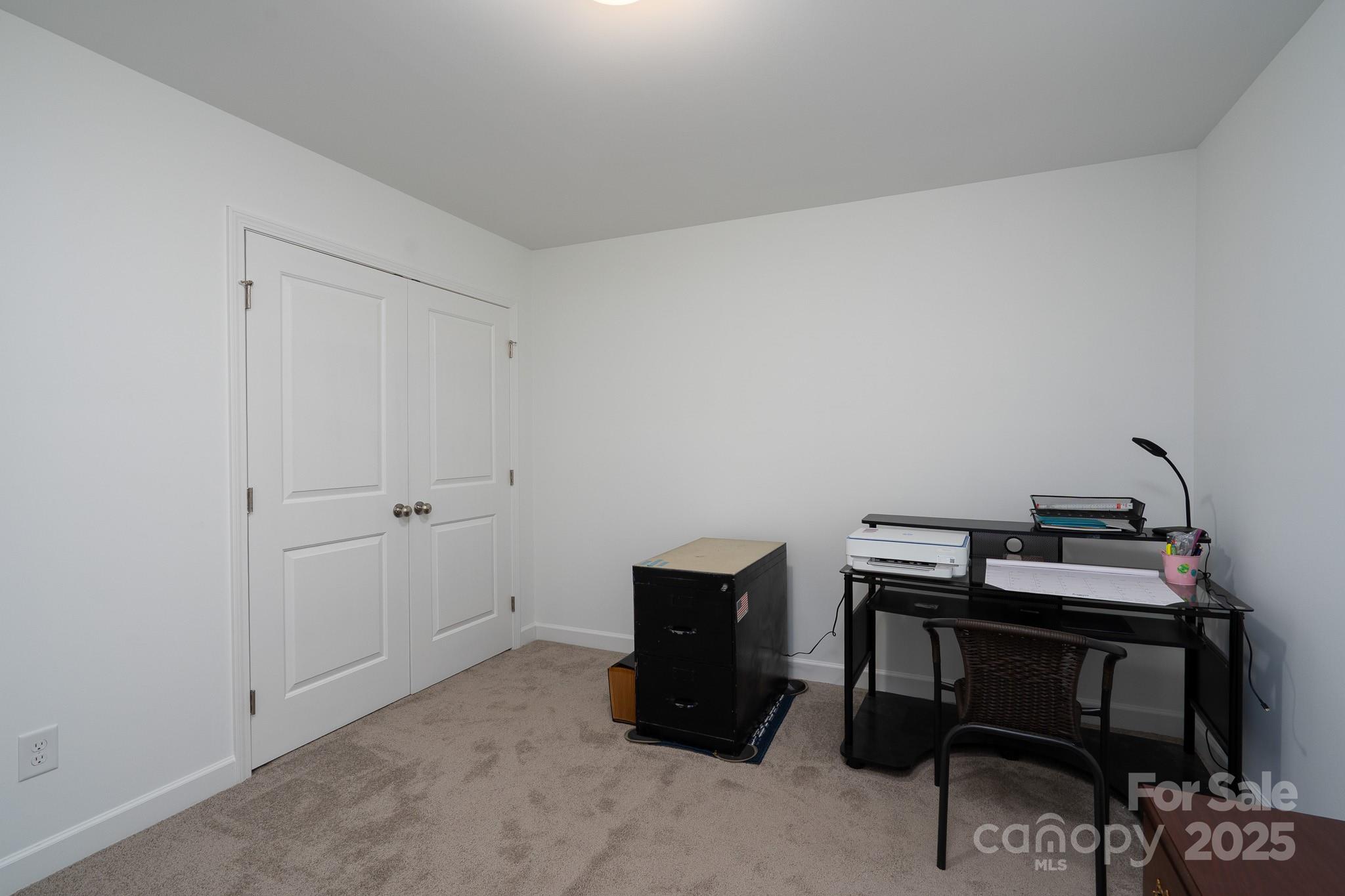 321 E Torbush Drive Property Photo 25