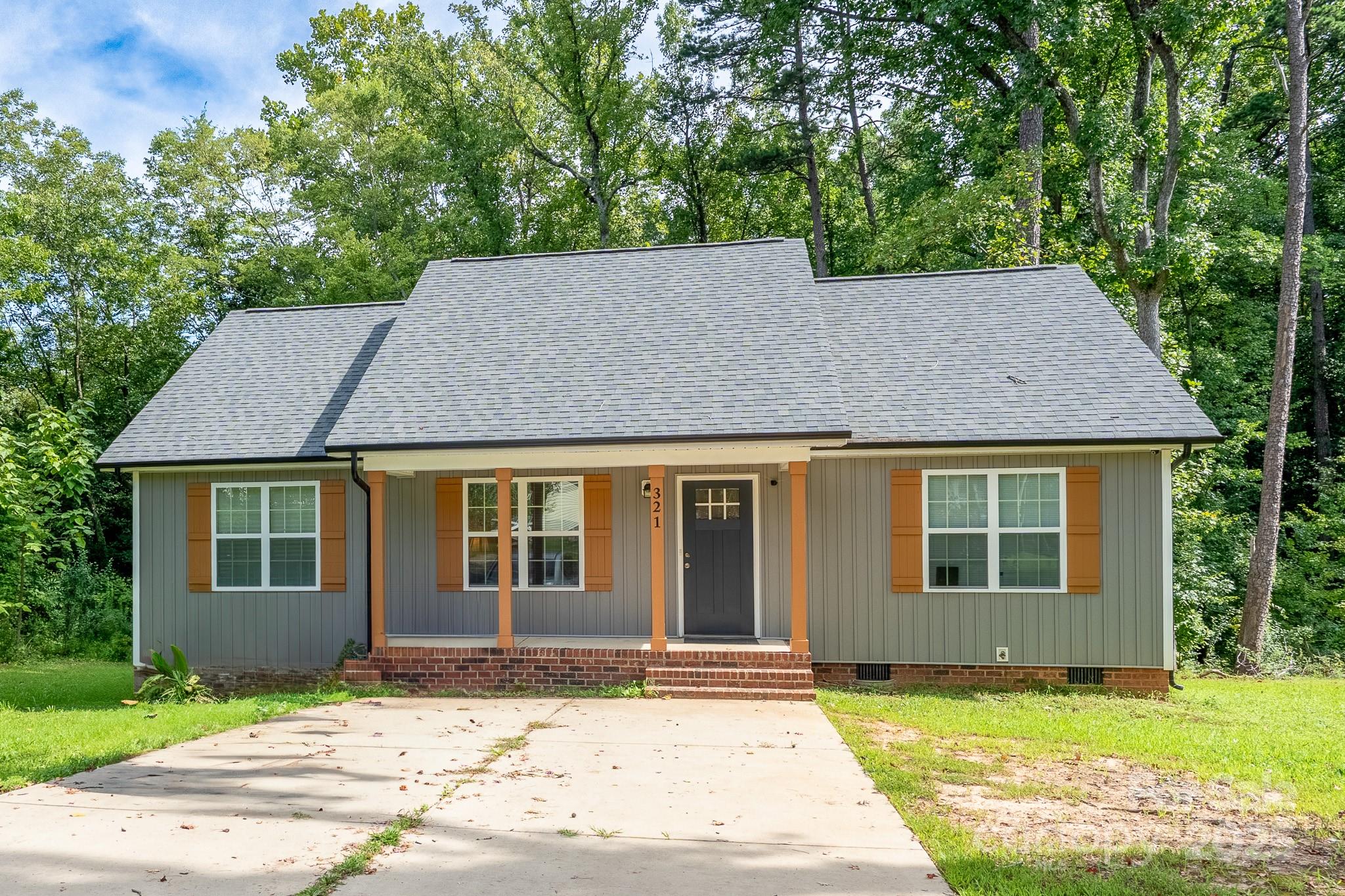 321 E Torbush Drive Property Photo 32