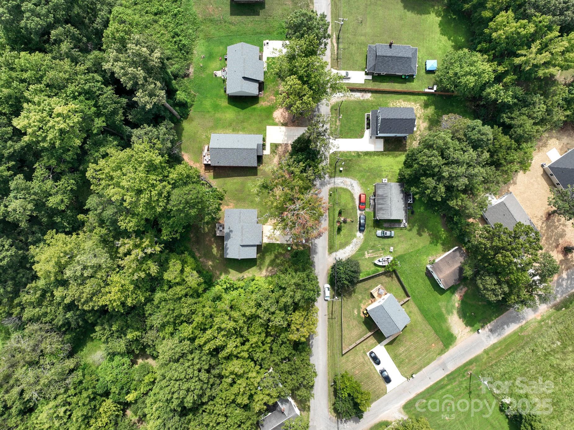 321 E Torbush Drive Property Photo 37