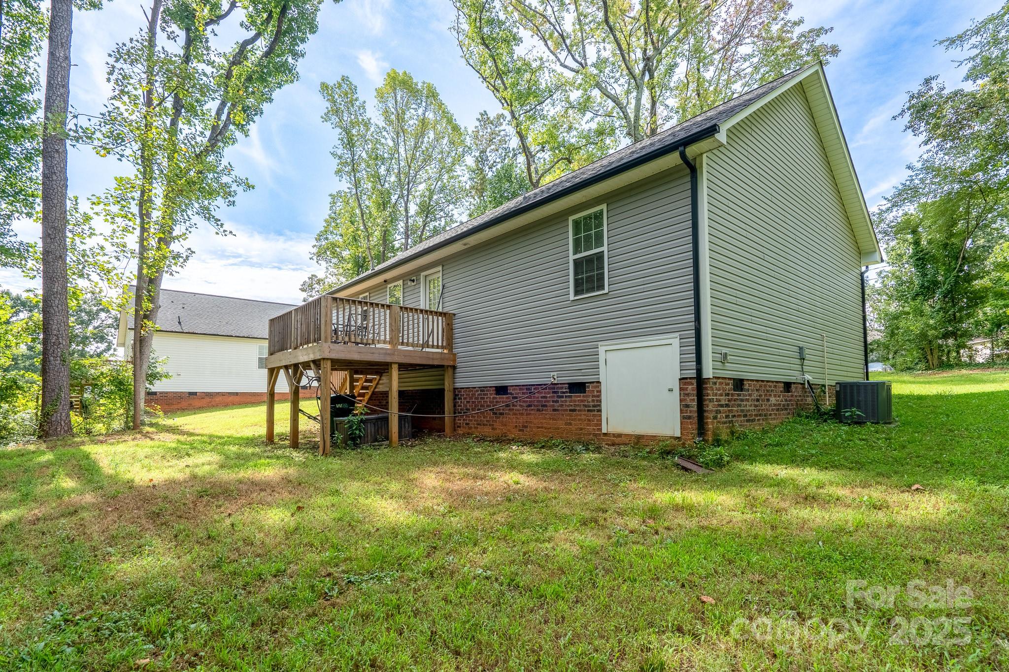 321 E Torbush Drive Property Photo 39