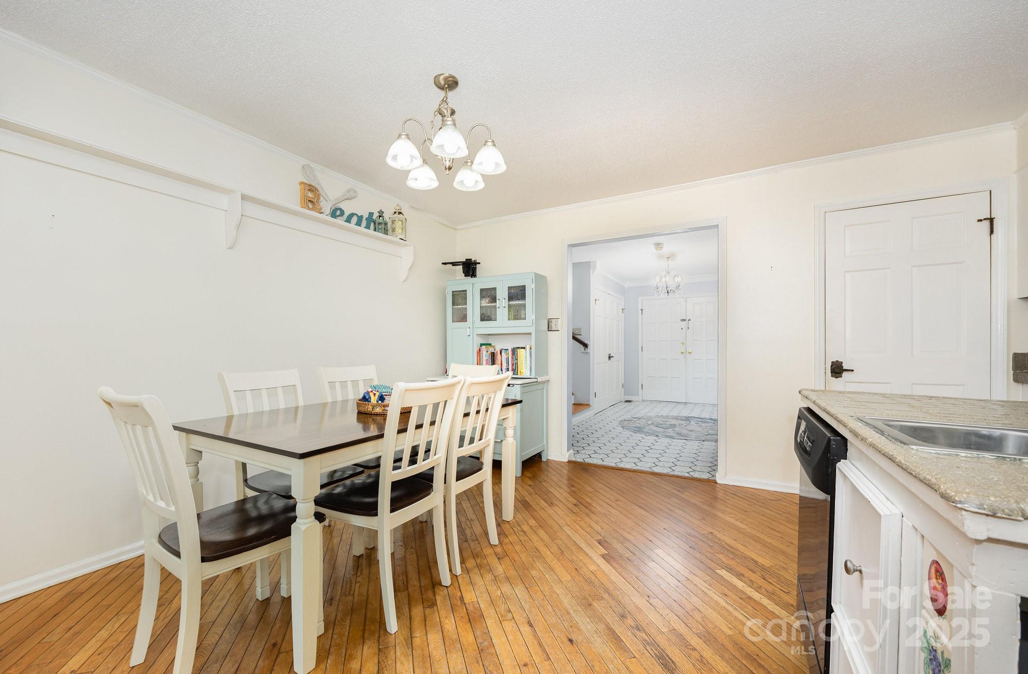 330 Camelot Drive Property Photo 18