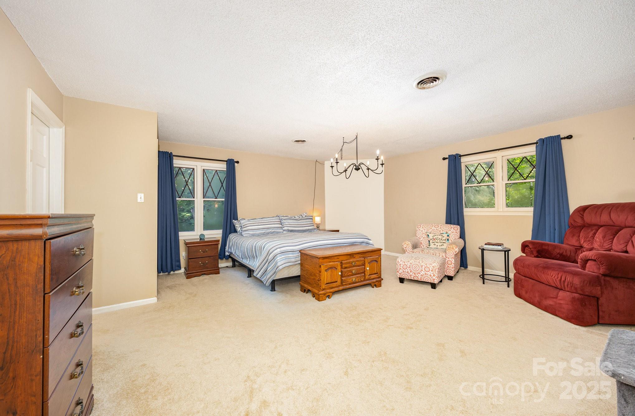 330 Camelot Drive Property Photo 19