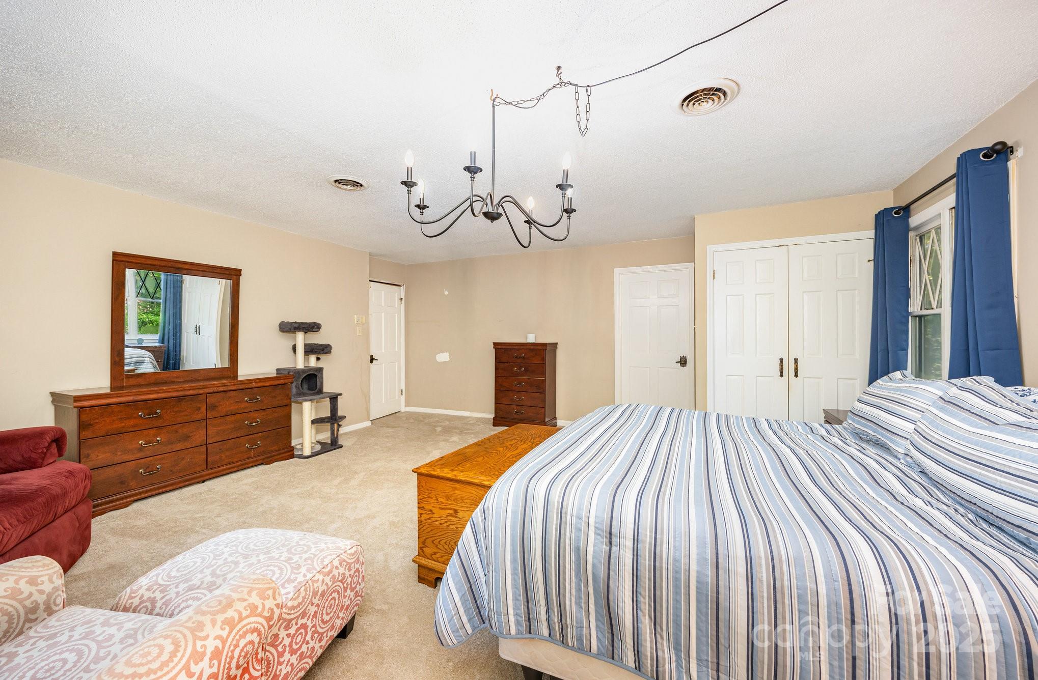 330 Camelot Drive Property Photo 21