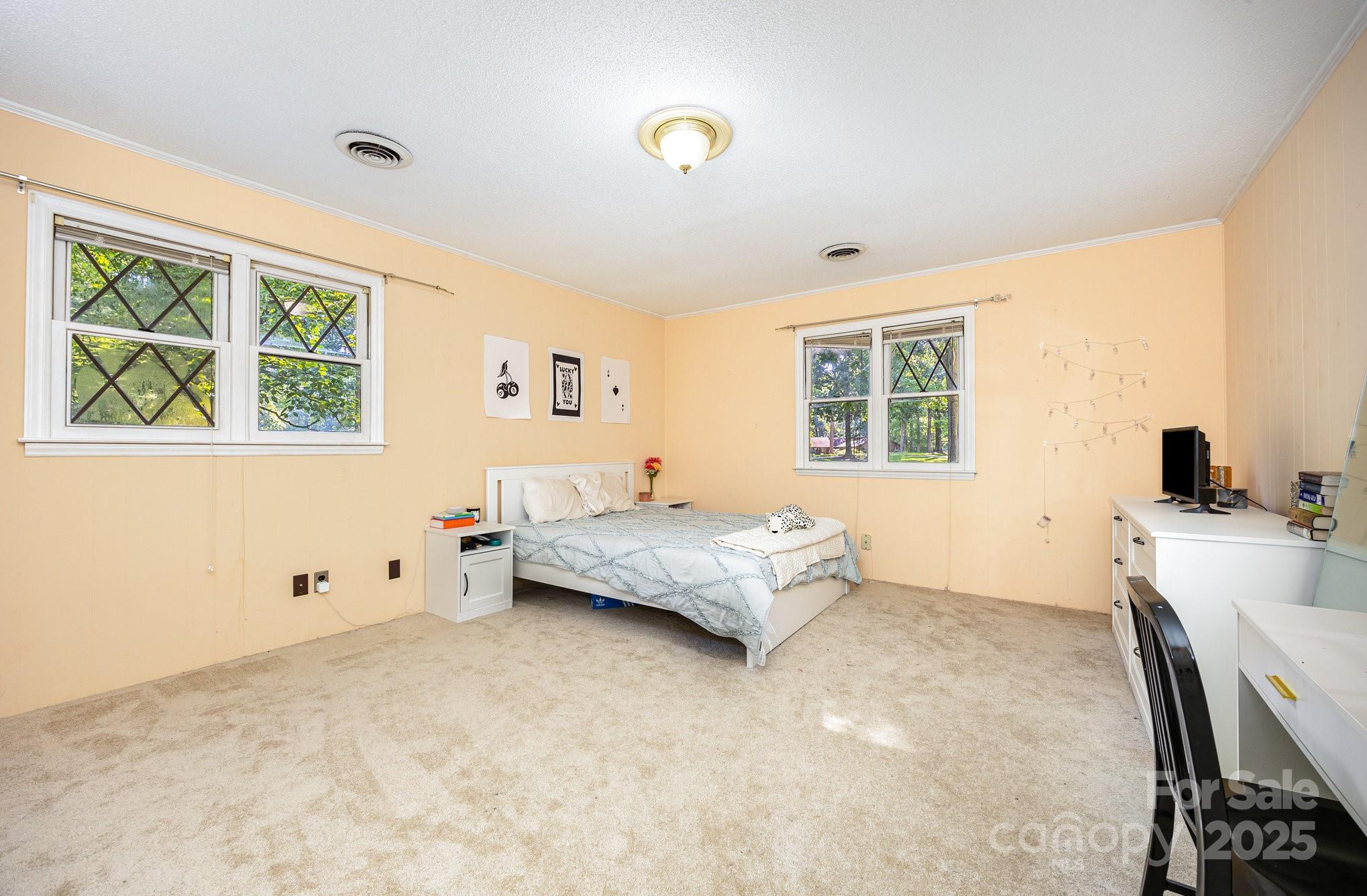 330 Camelot Drive Property Photo 24