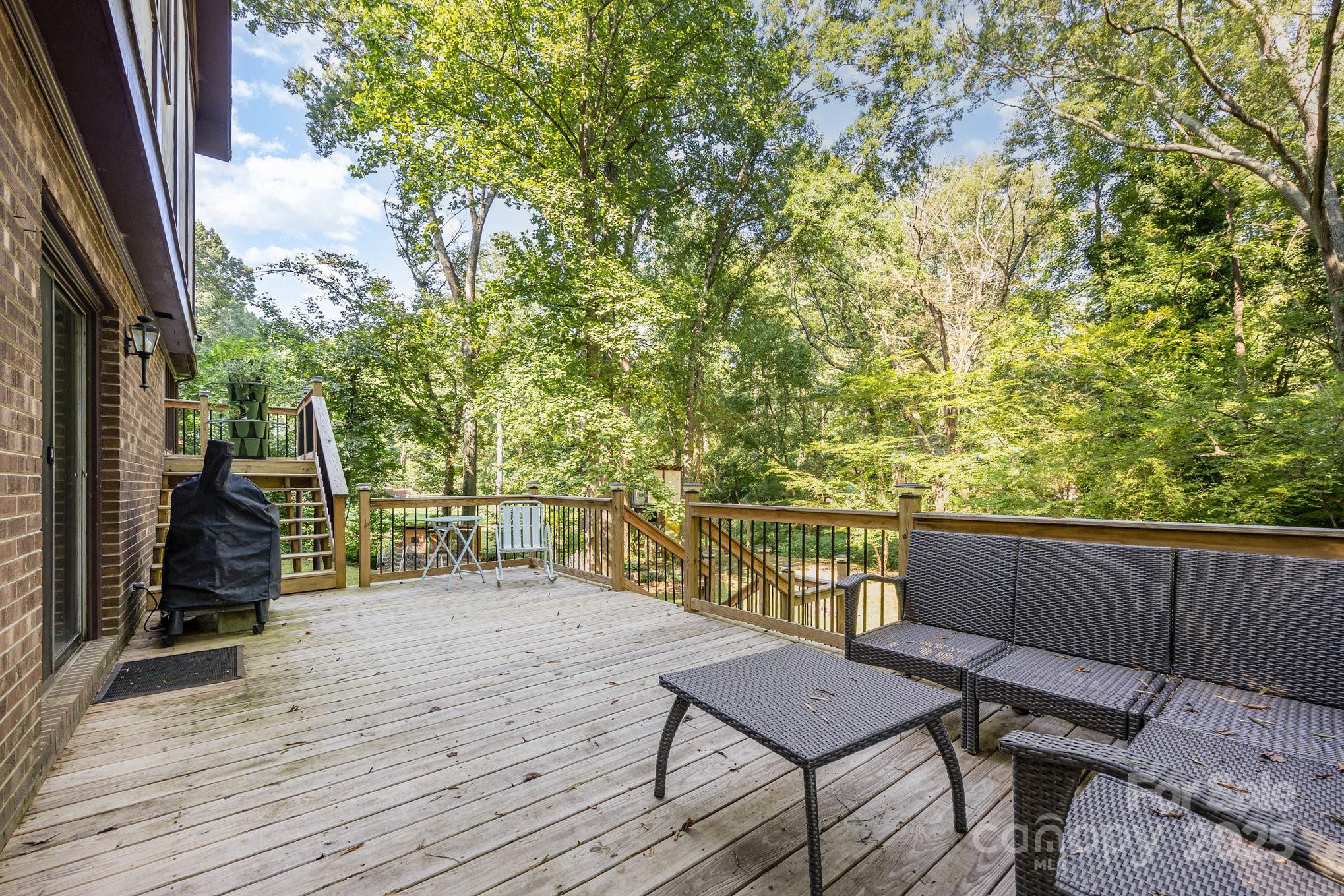 330 Camelot Drive Property Photo 42