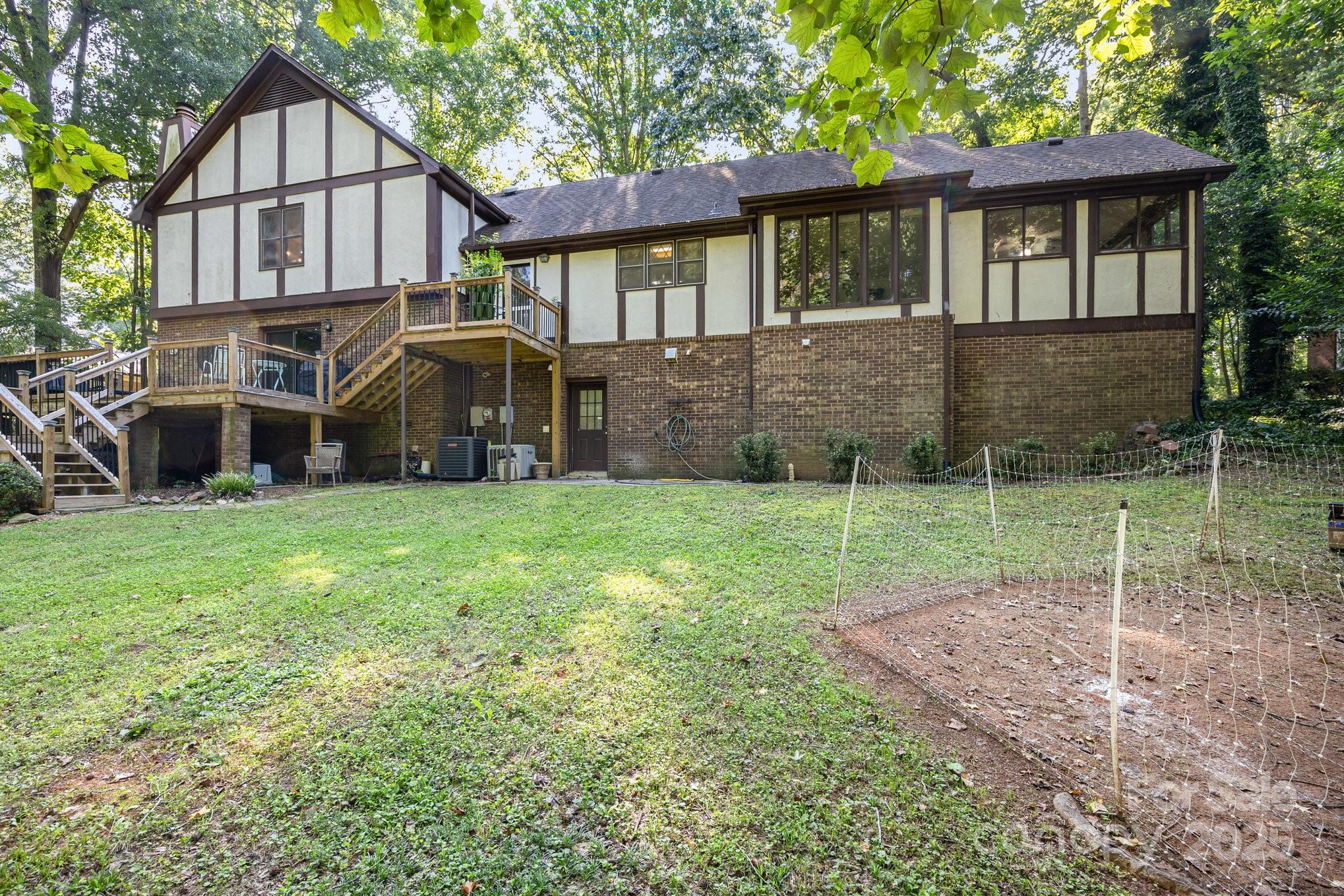 330 Camelot Drive Property Photo 43