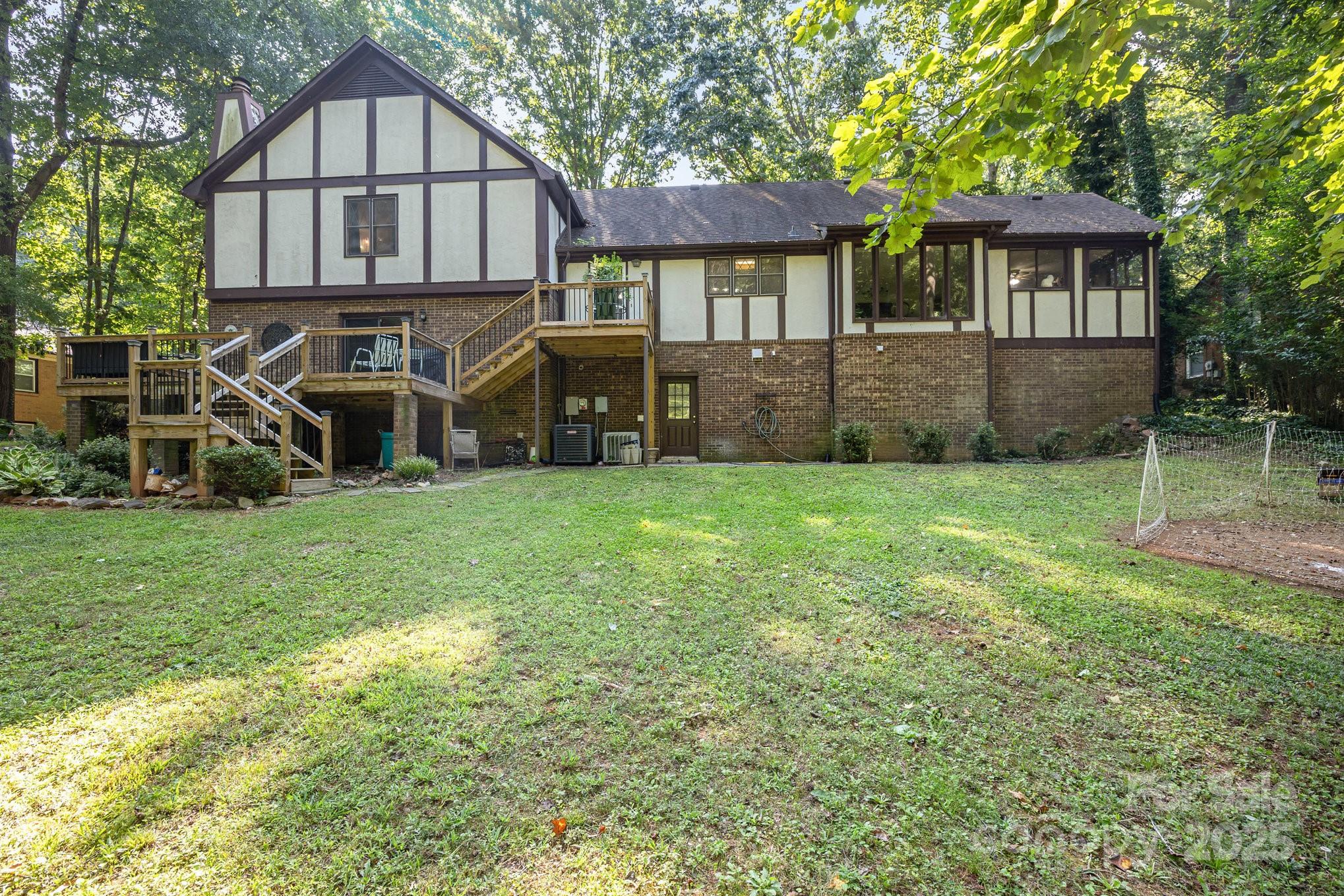 330 Camelot Drive Property Photo 44