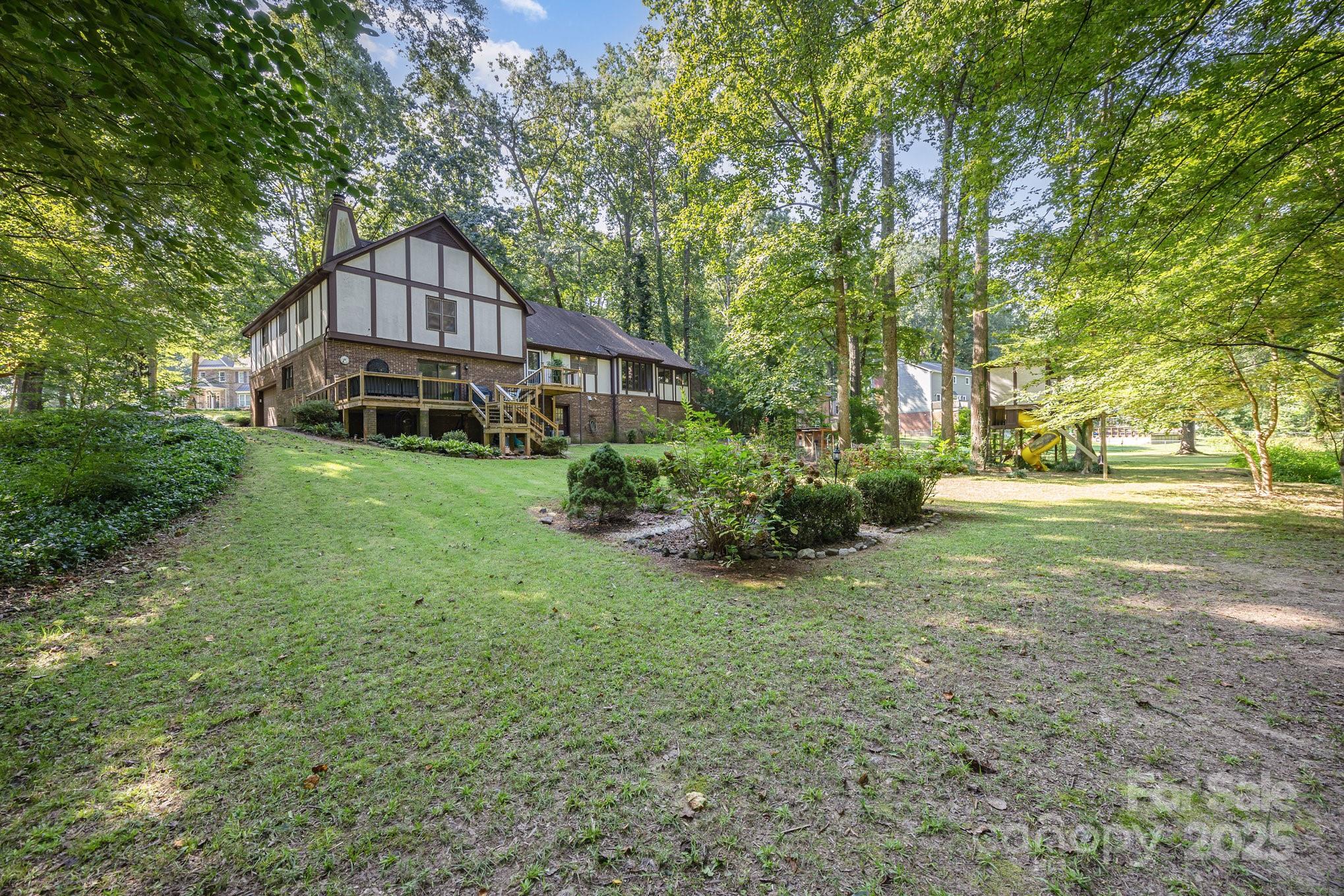 330 Camelot Drive Property Photo 46