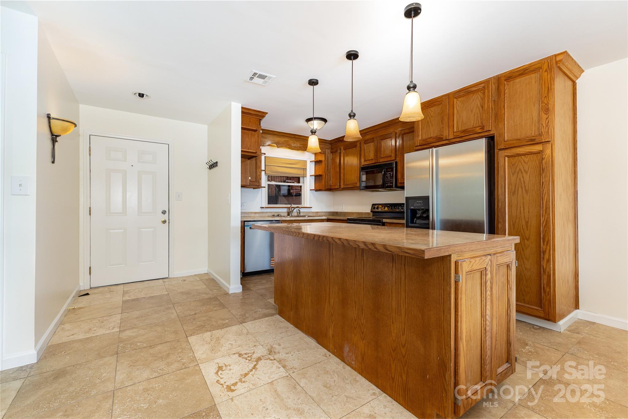 7332 Lake Front Drive 6 Property Photo 10