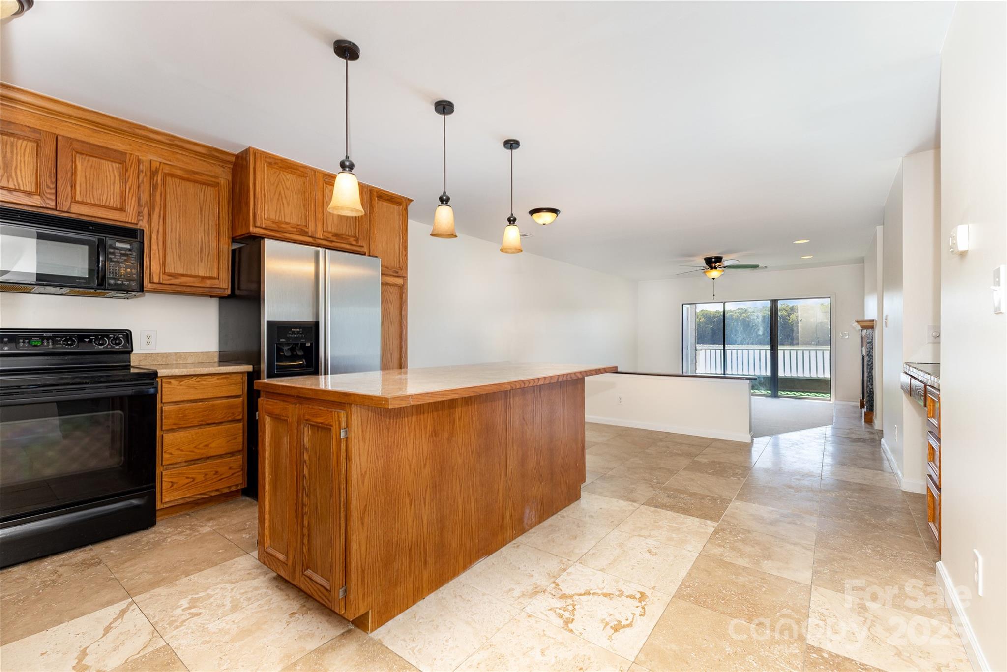 7332 Lake Front Drive 6 Property Photo 11