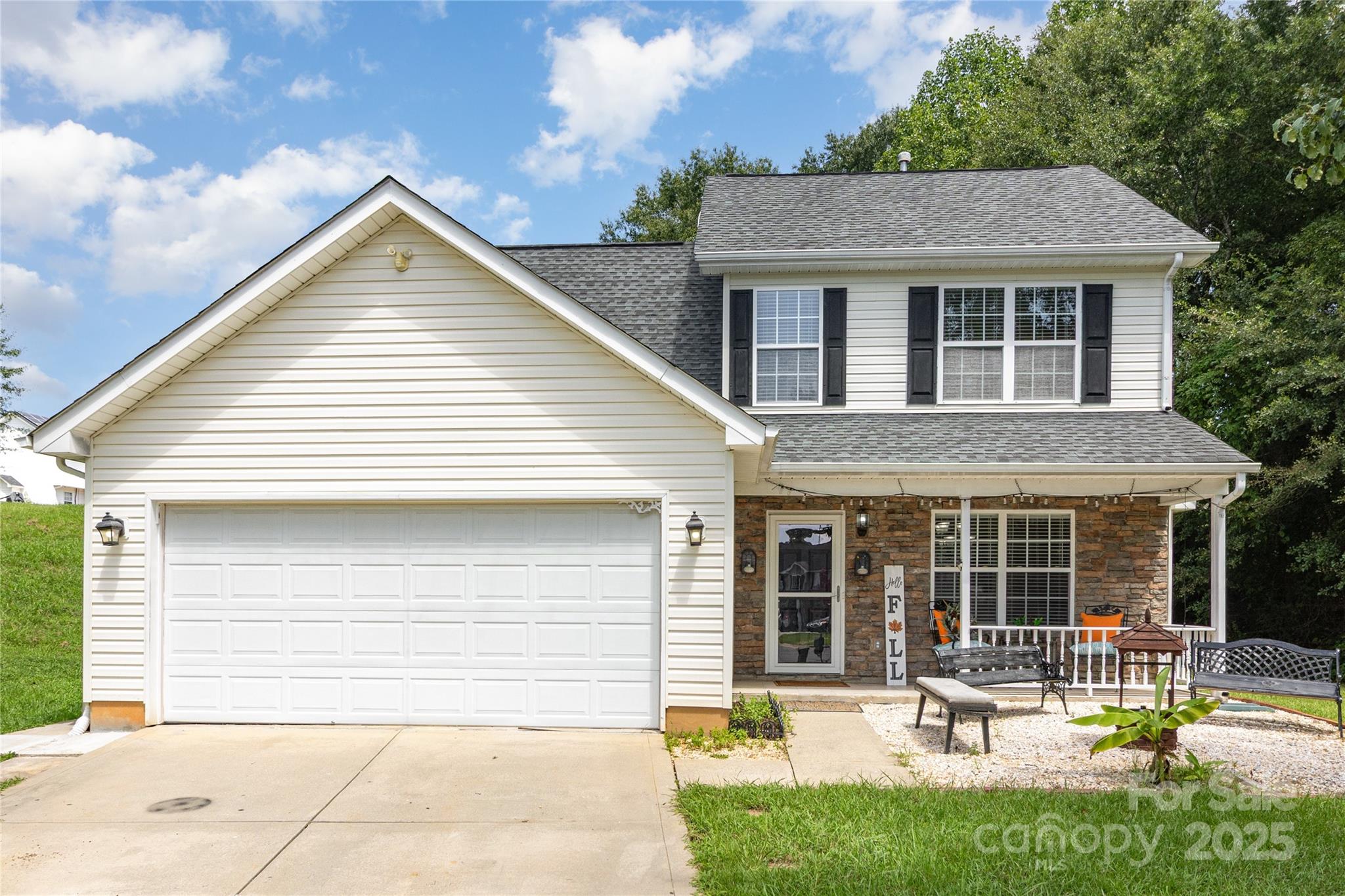 2600 Stagbuck Drive Property Photo 1