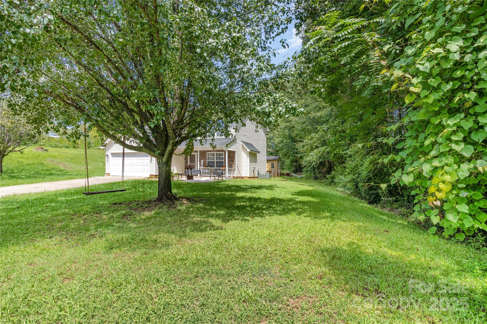 2600 Stagbuck Drive Property Photo 5