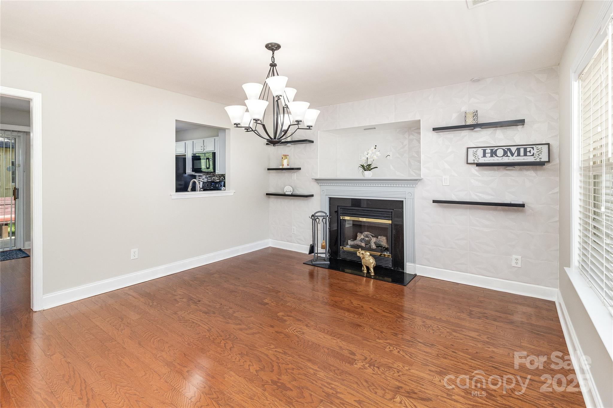 2600 Stagbuck Drive Property Photo 8