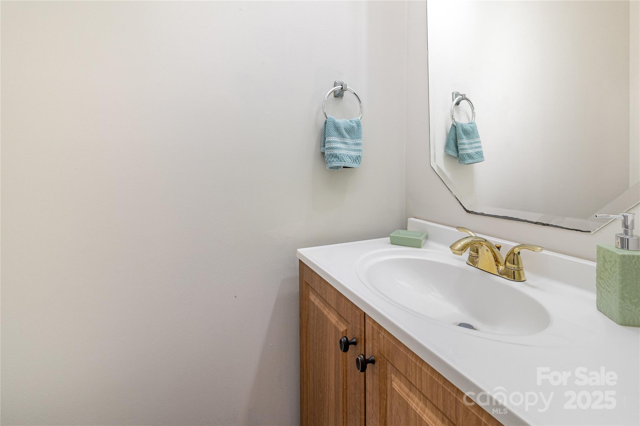 2600 Stagbuck Drive Property Photo 22