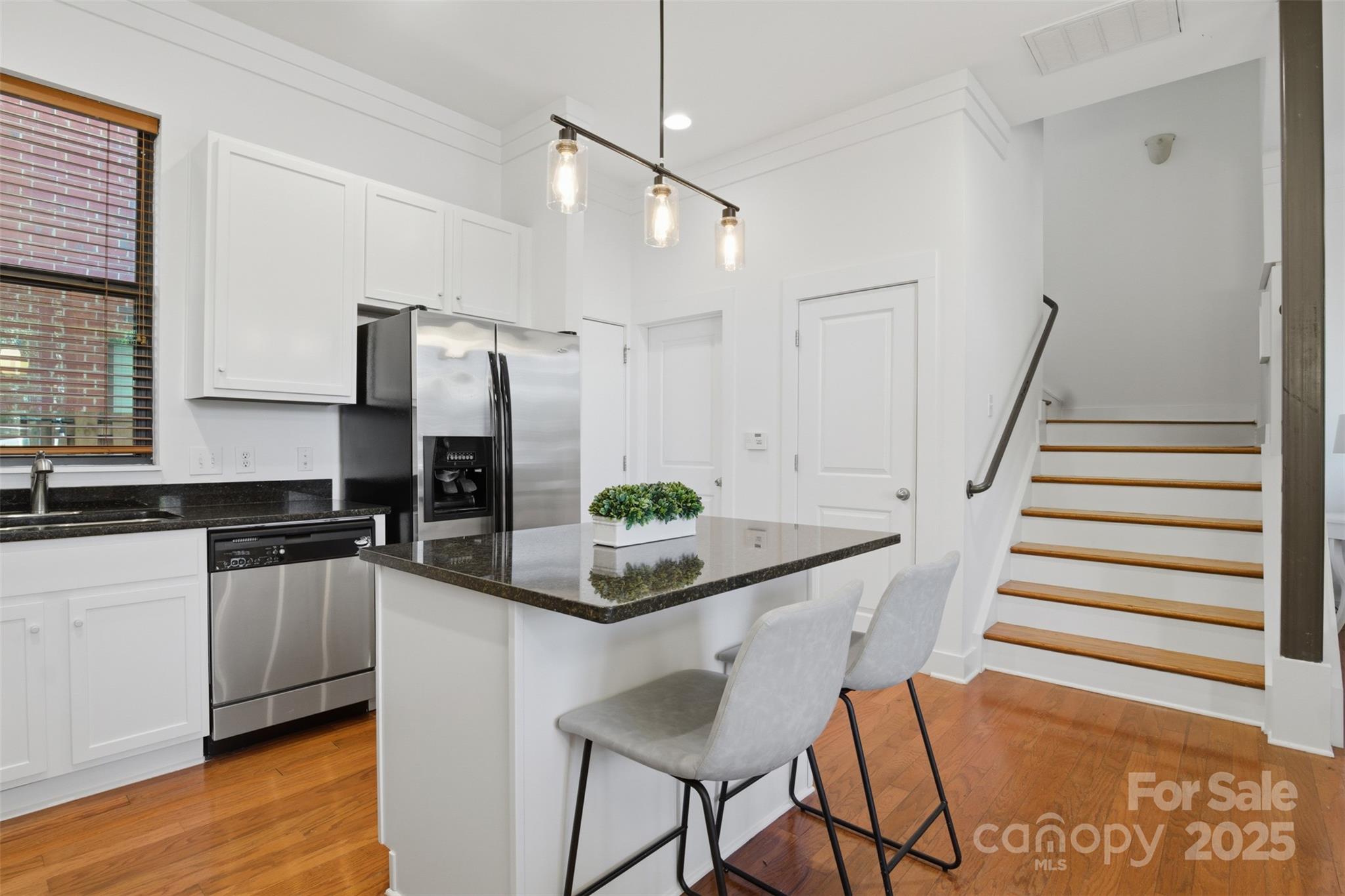 3254 Noda Boulevard Property Photo 7